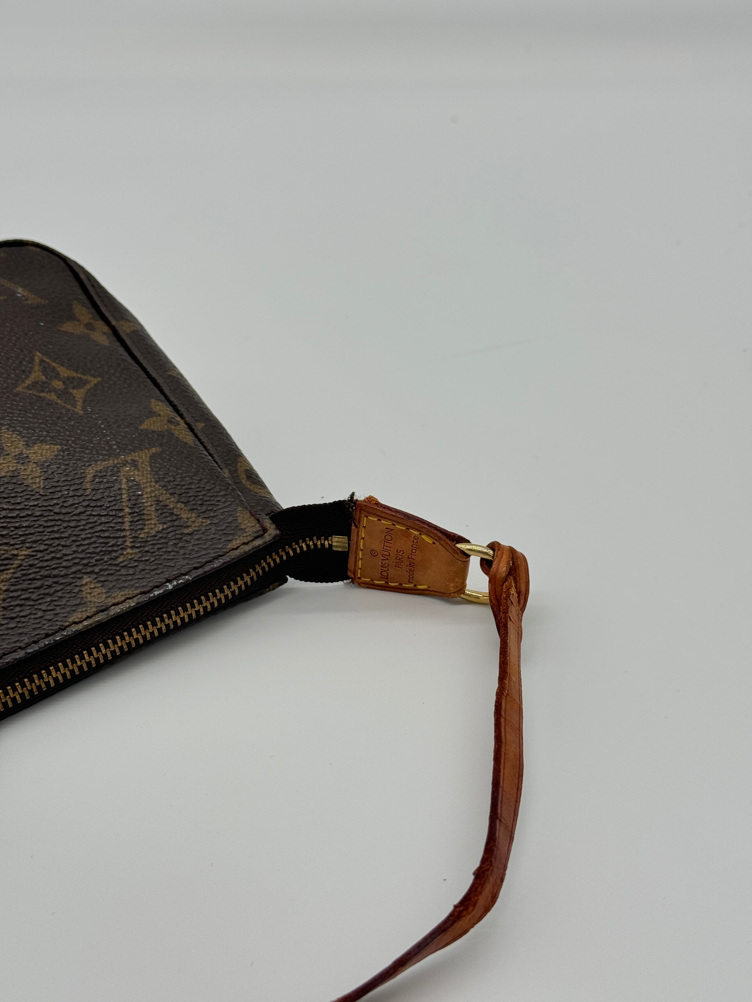 Louis Vuitton Pochette Accessoires