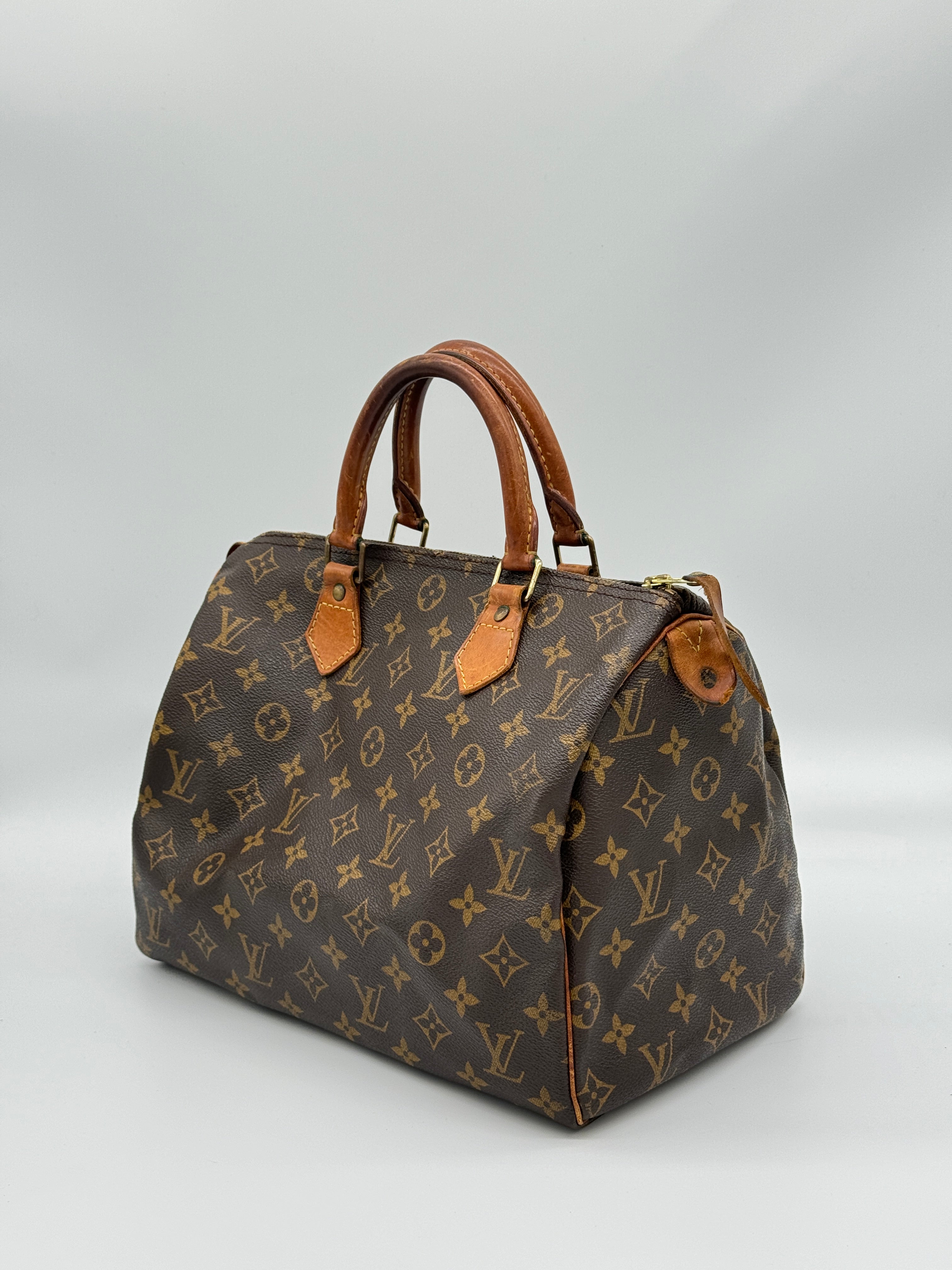 Louis Vuitton Speedy 30