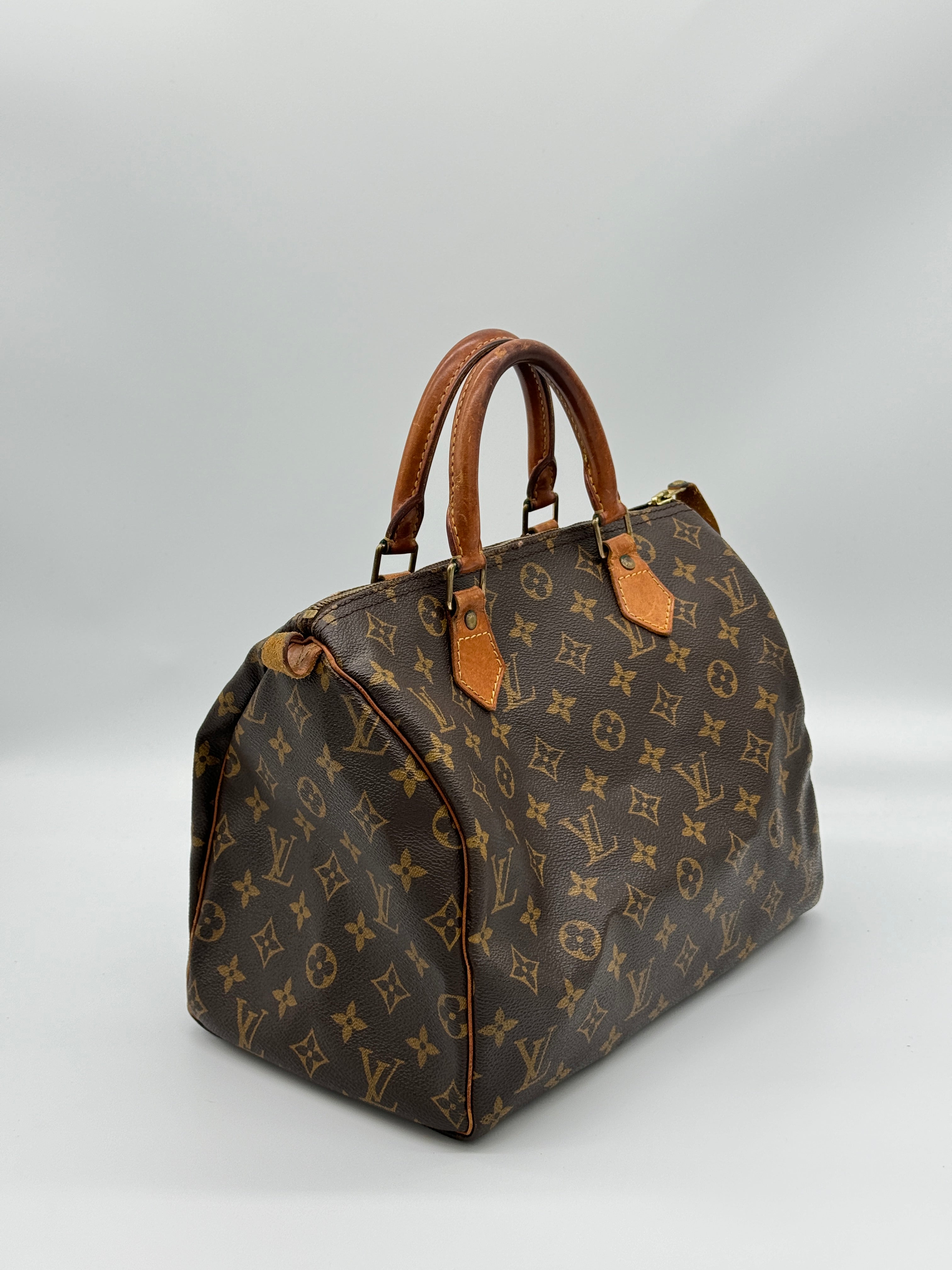 Louis Vuitton Speedy 30