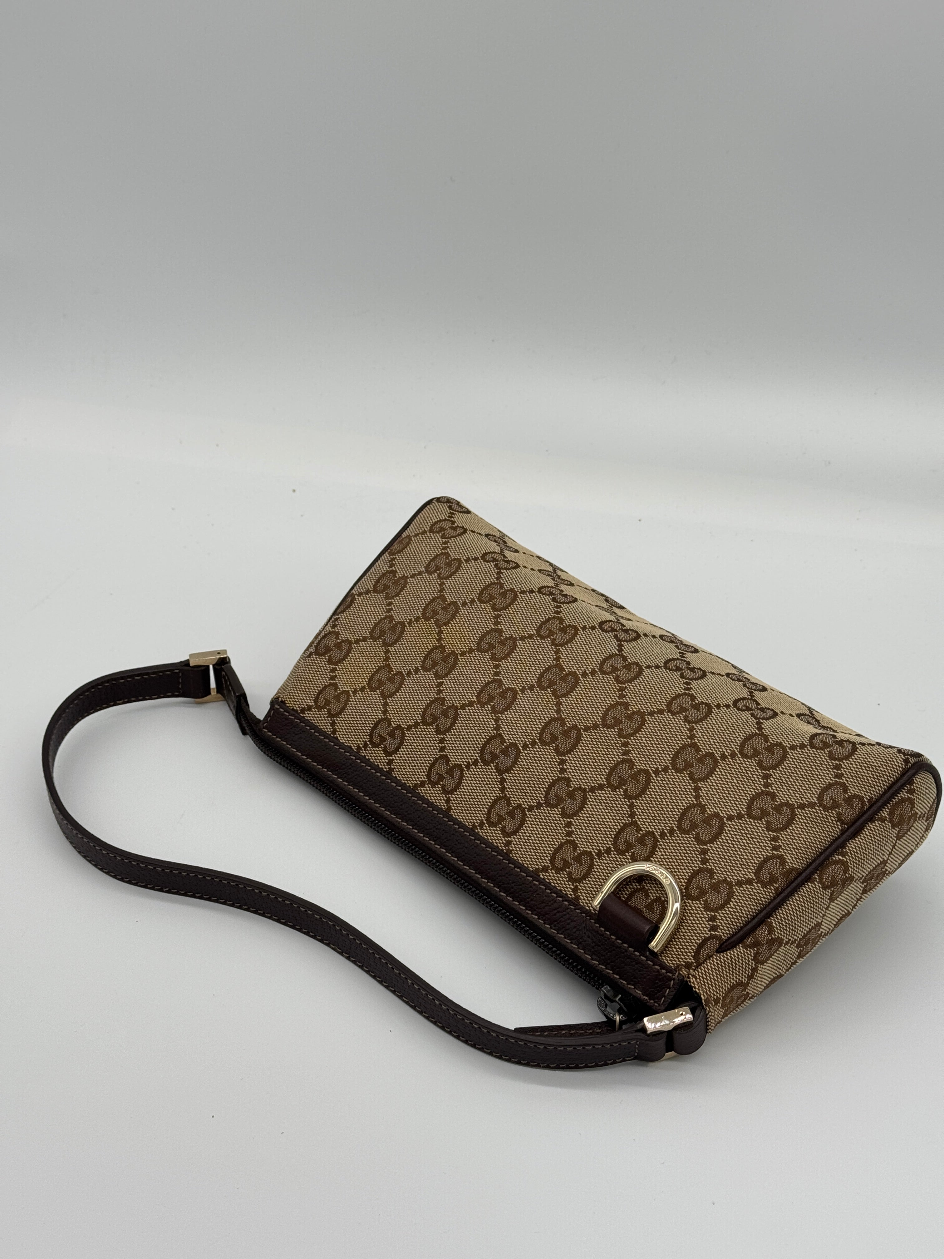 Gucci D-Ring Pochette