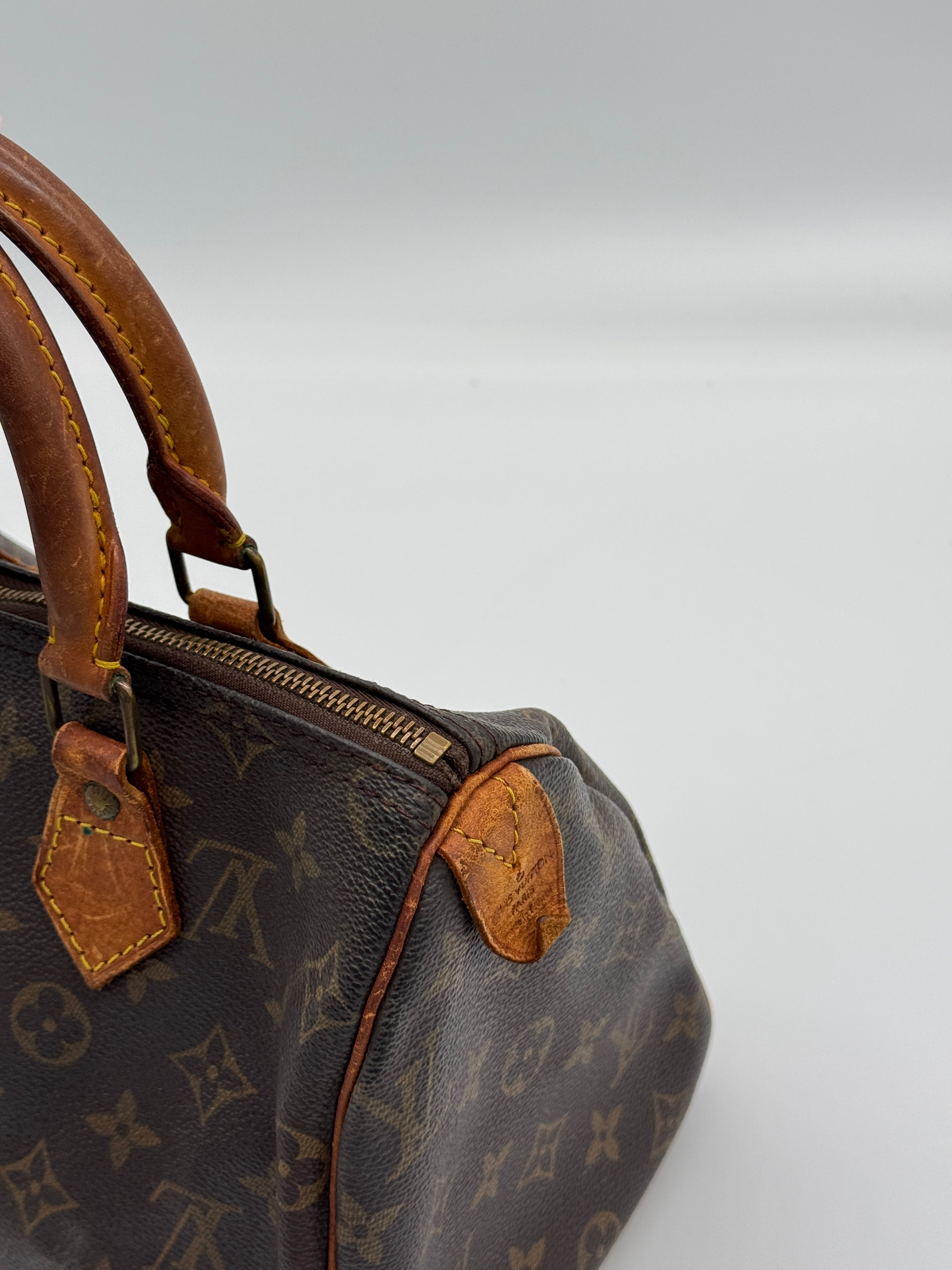 Louis Vuitton Speedy 25