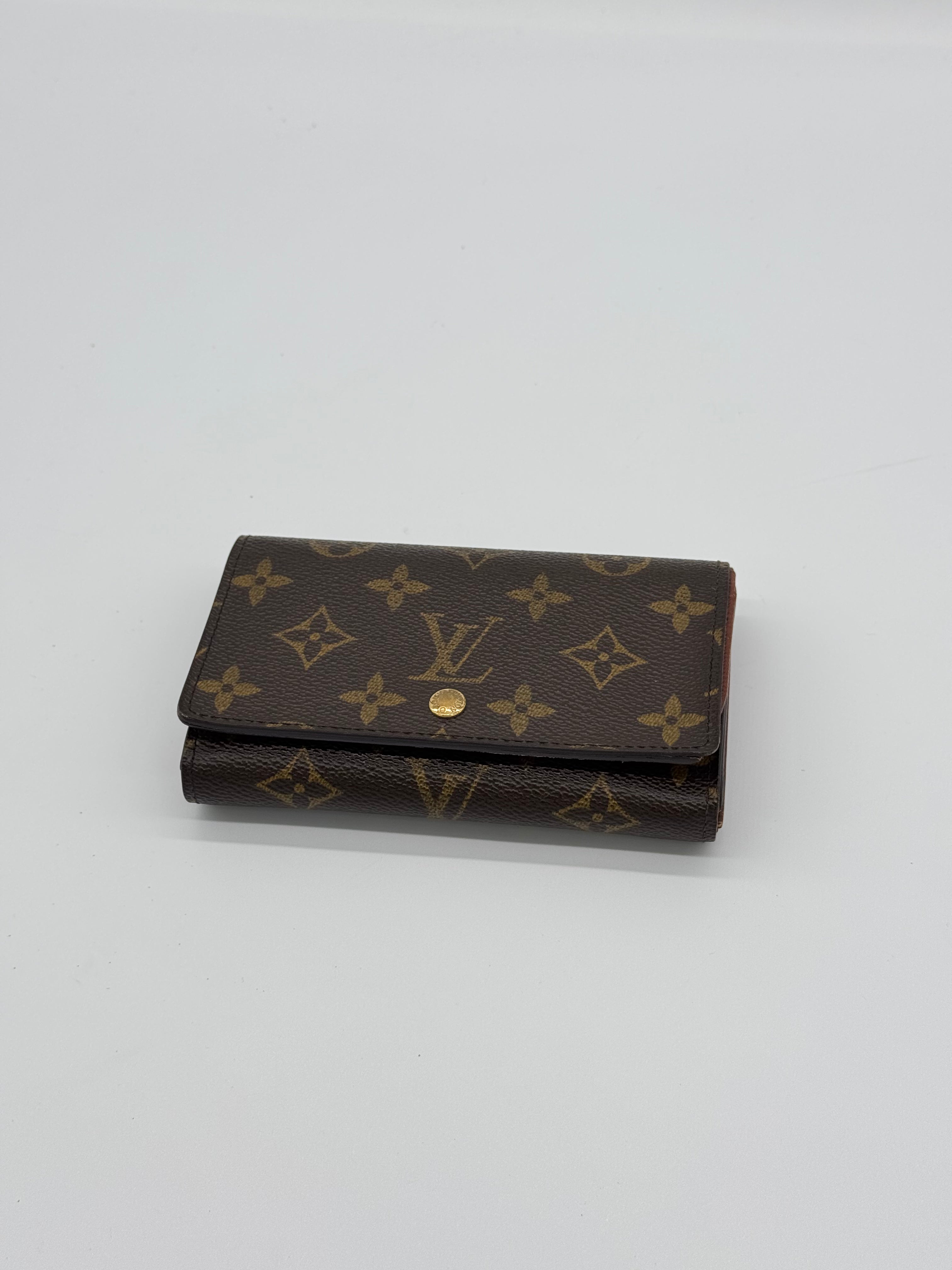 Louis Vuitton Trésor Wallet