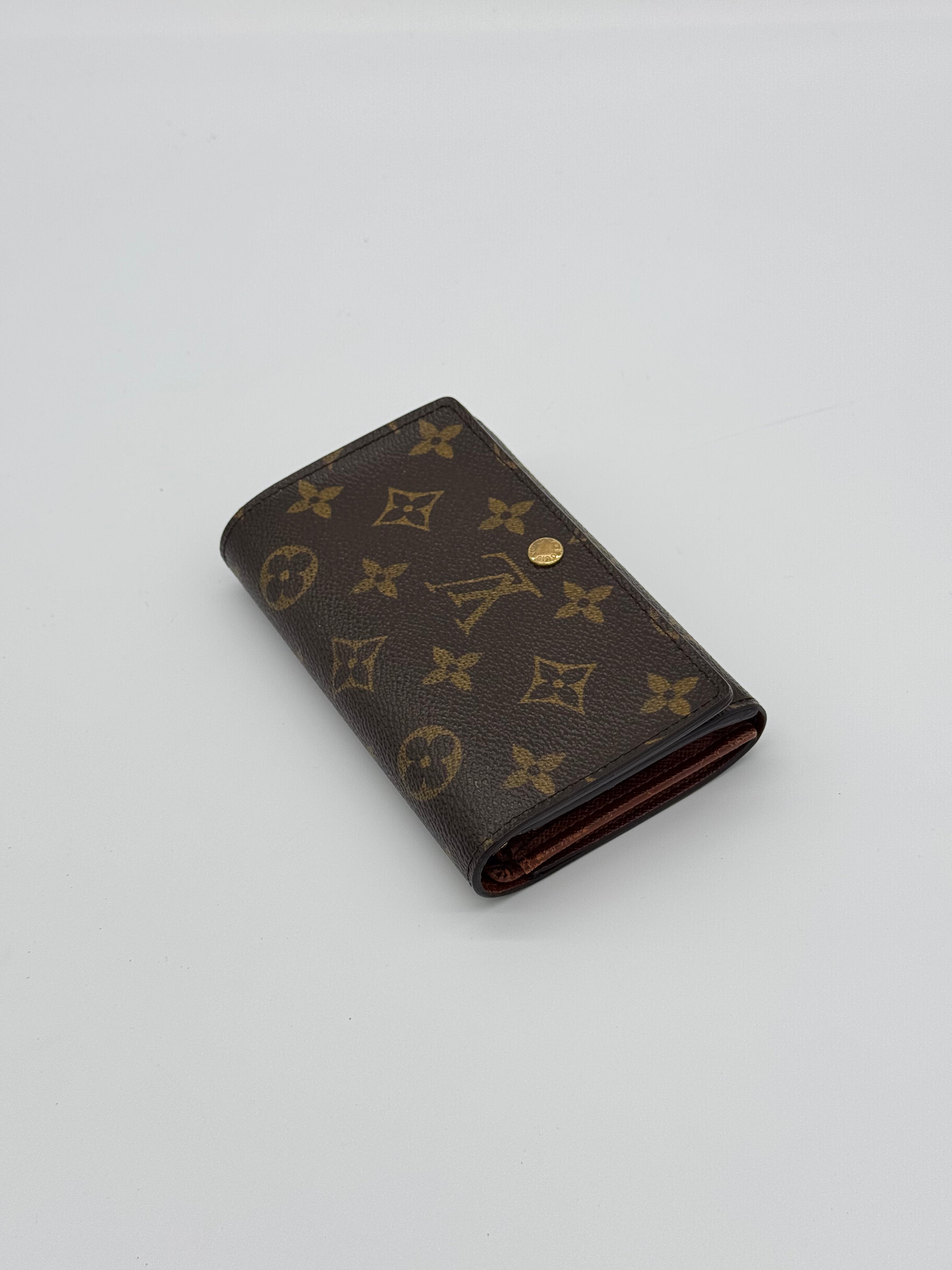 Louis Vuitton Trésor Wallet