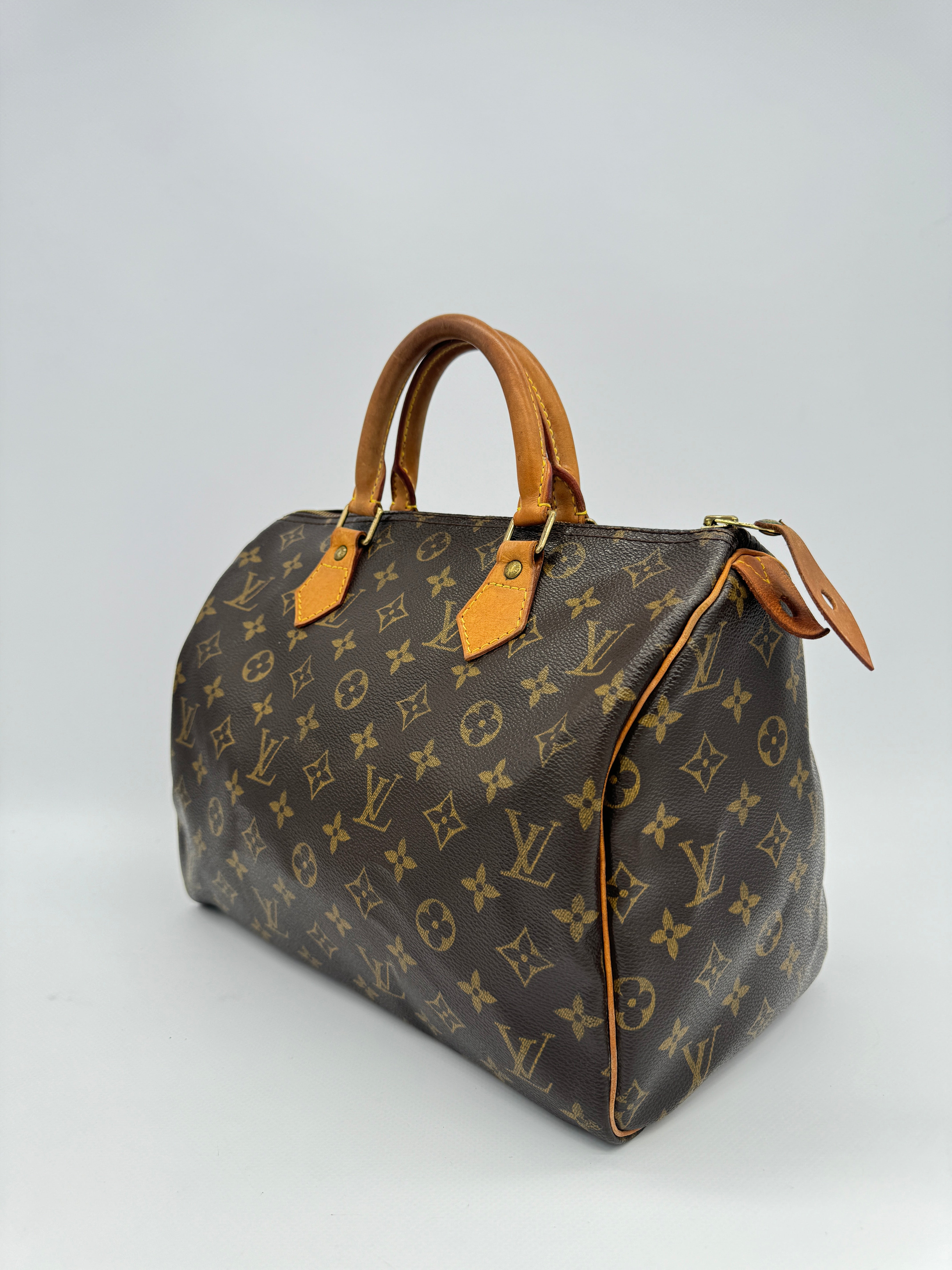 Louis Vuitton Speedy 30