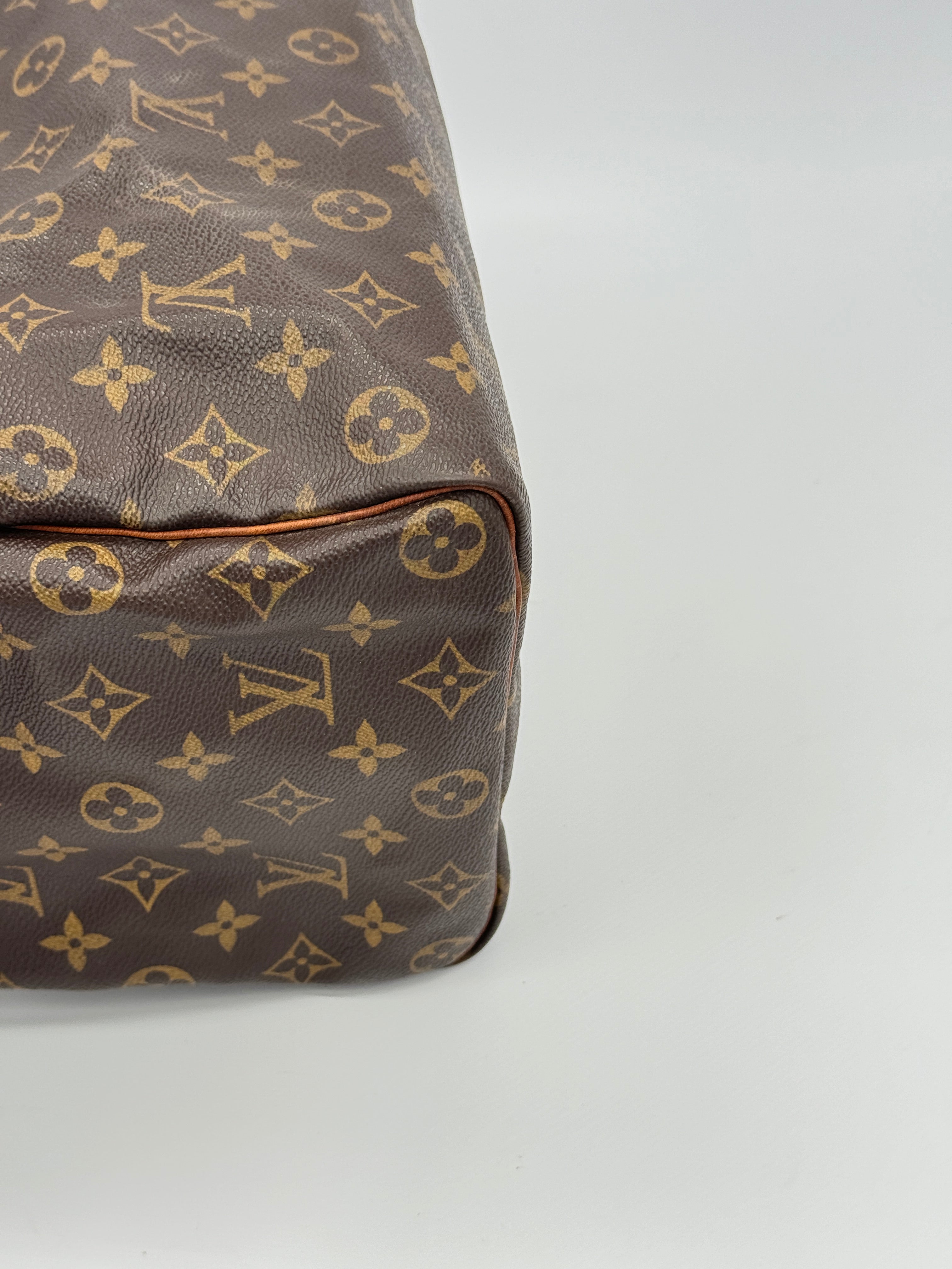 Louis Vuitton Speedy 35