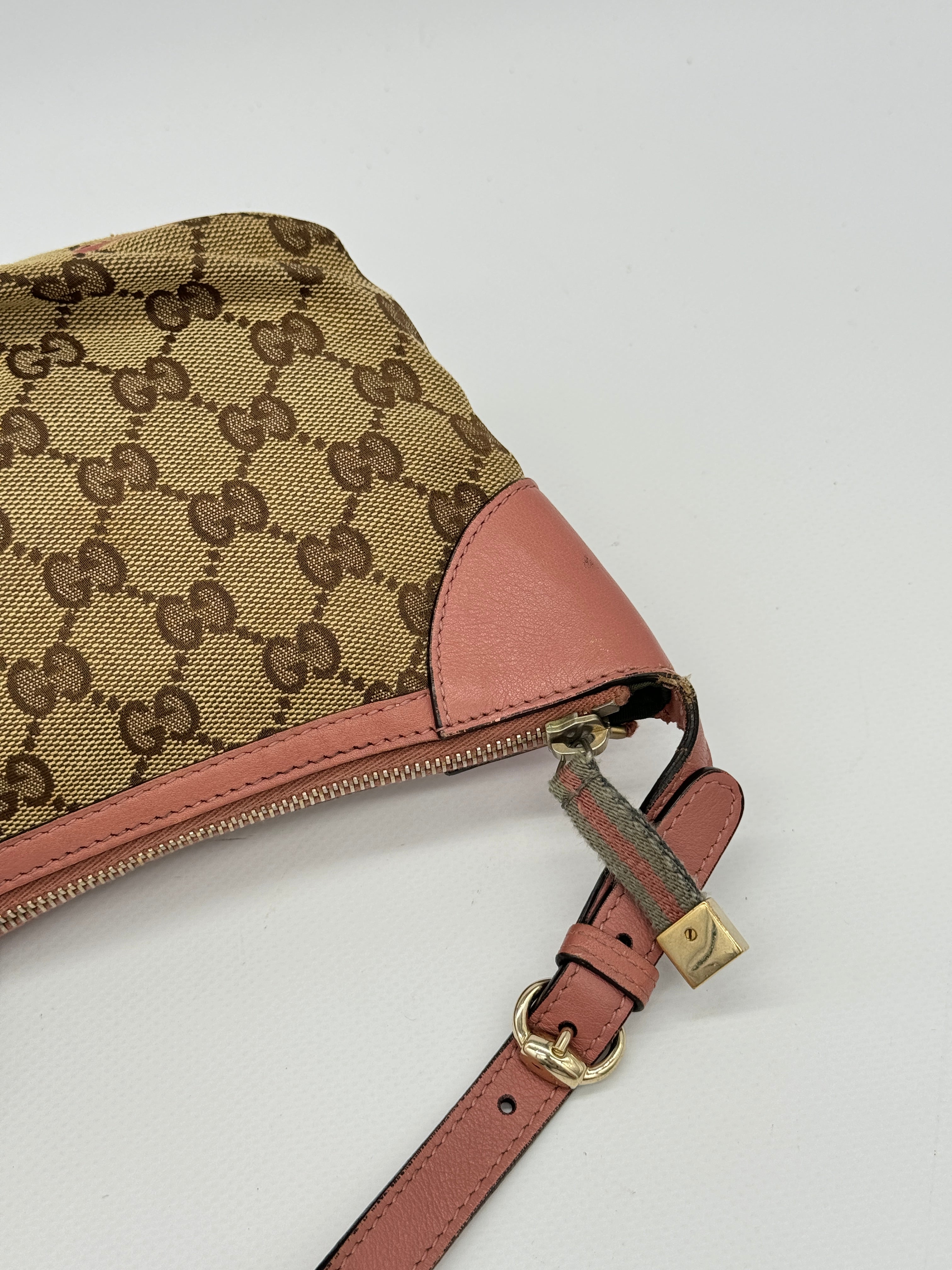 Gucci Pleated Pochette