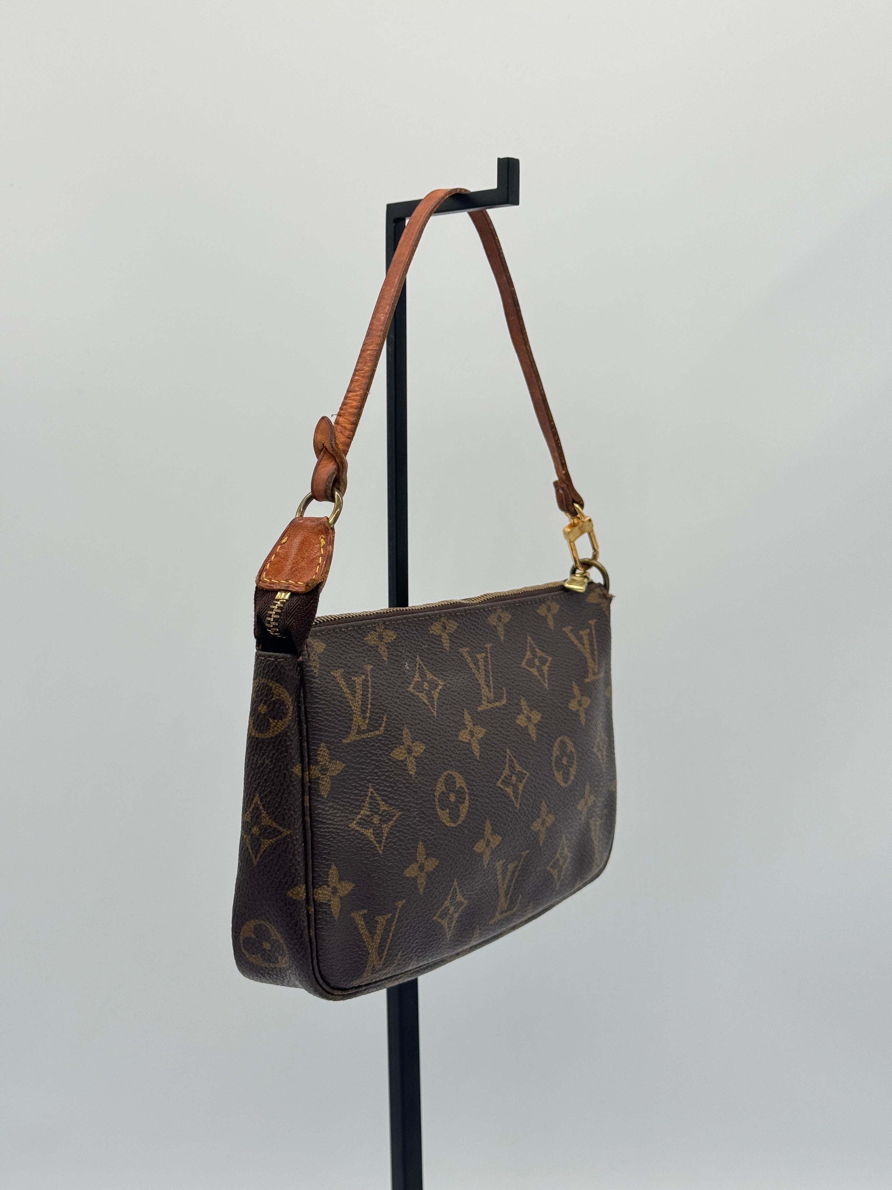 Louis Vuitton Pochette Accessoires