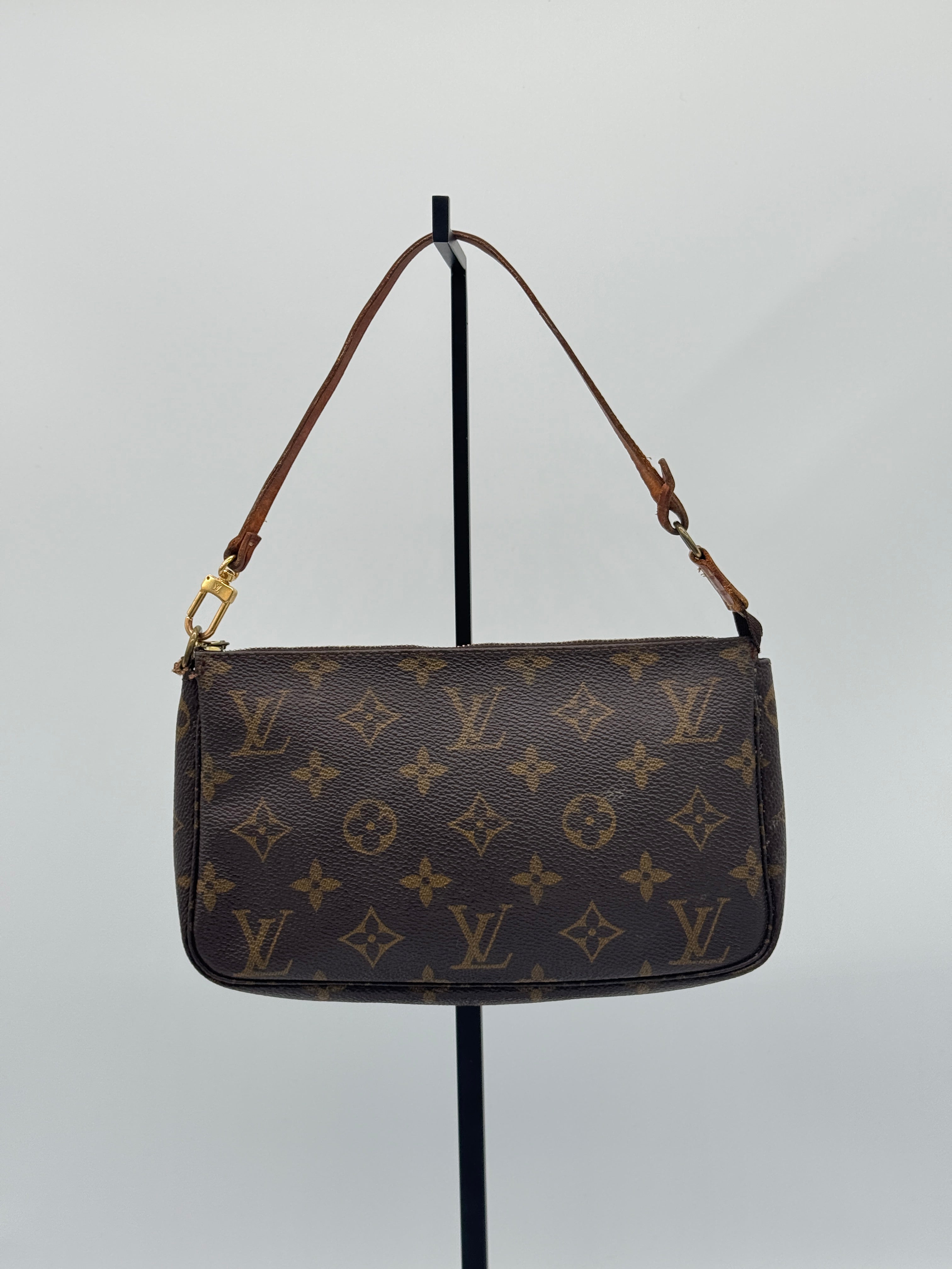 Louis Vuitton Pochette Accessoires