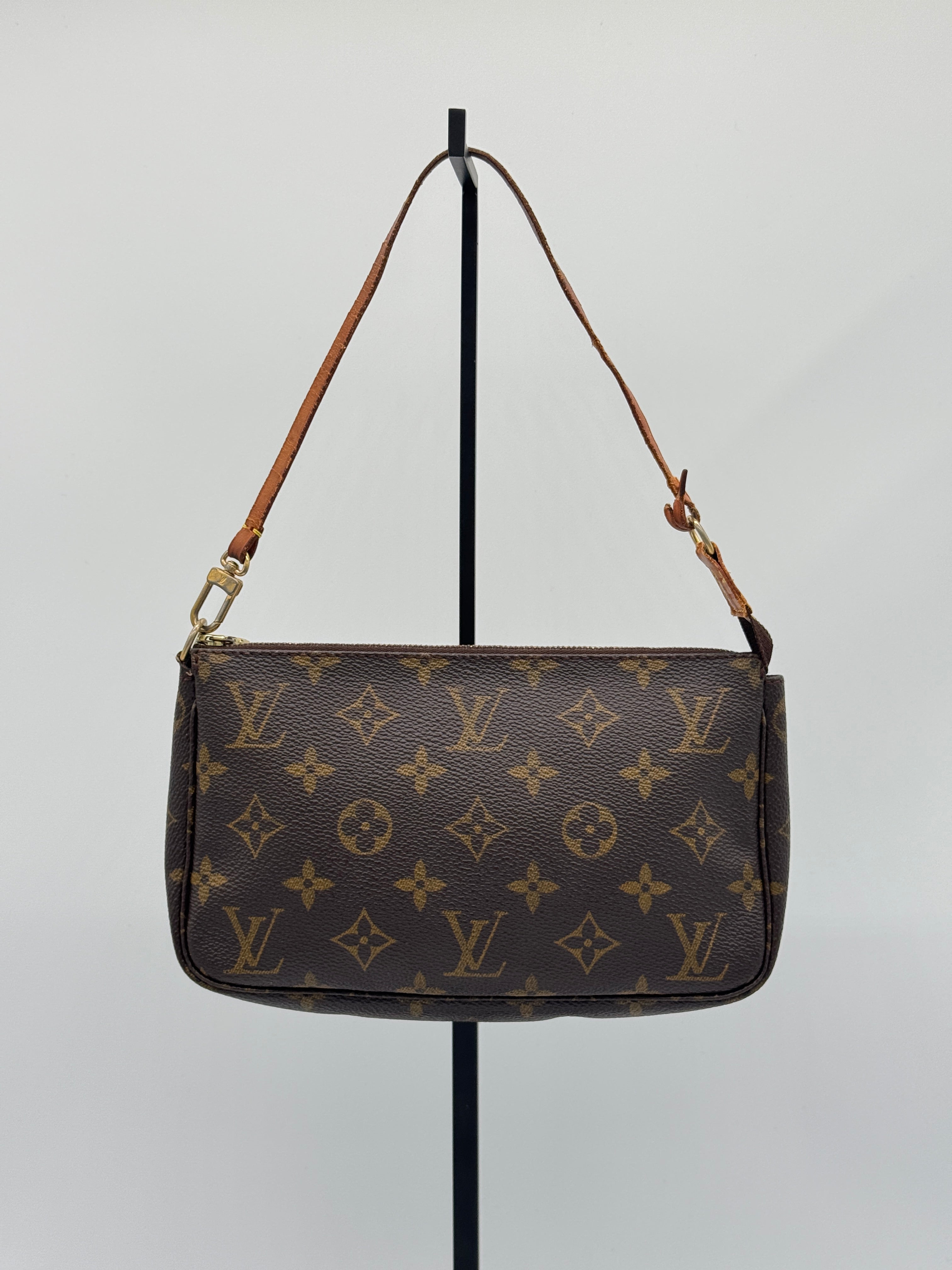 Louis Vuitton Pochette Accessoires