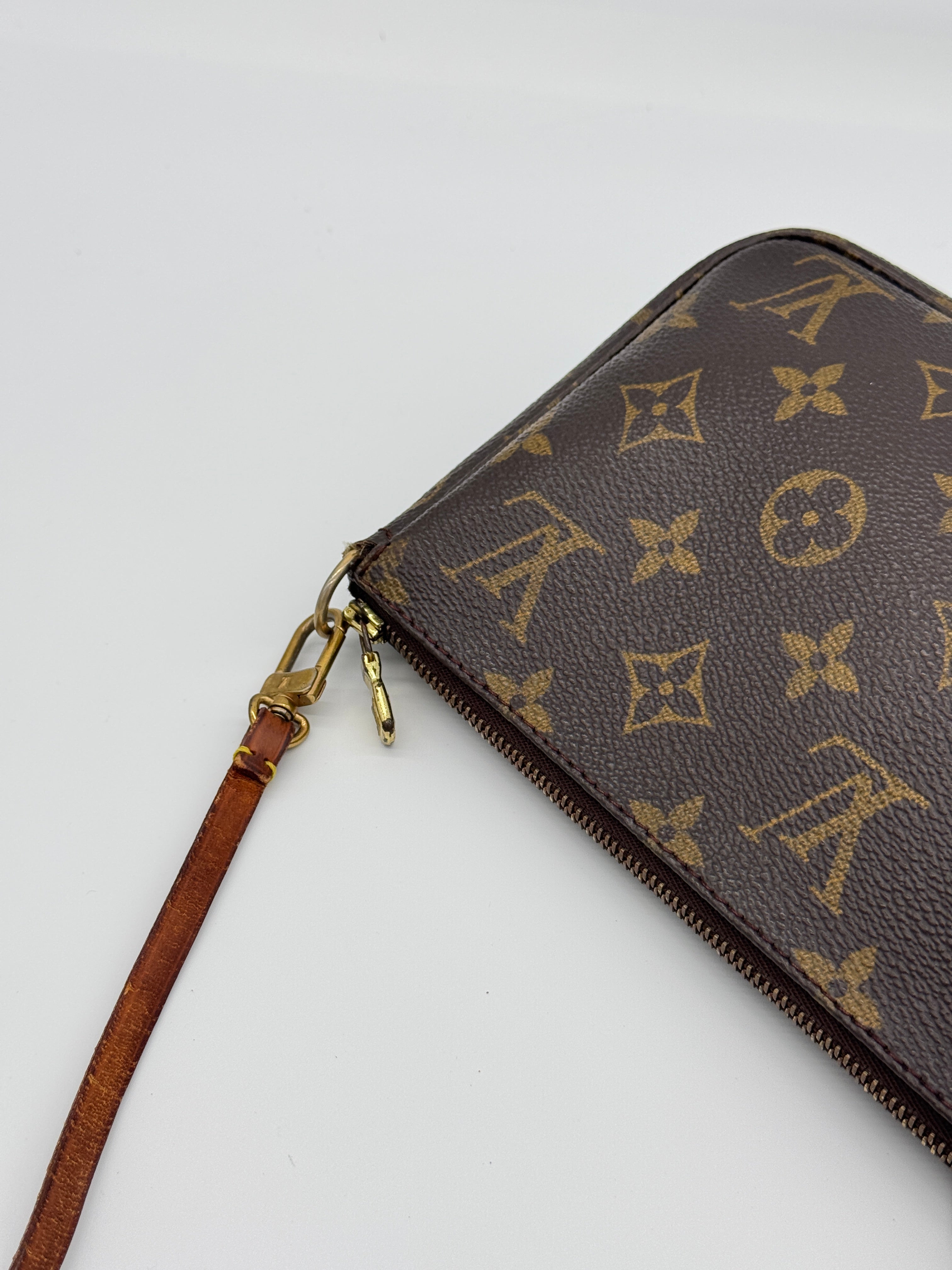 Louis Vuitton Pochette Accessoires