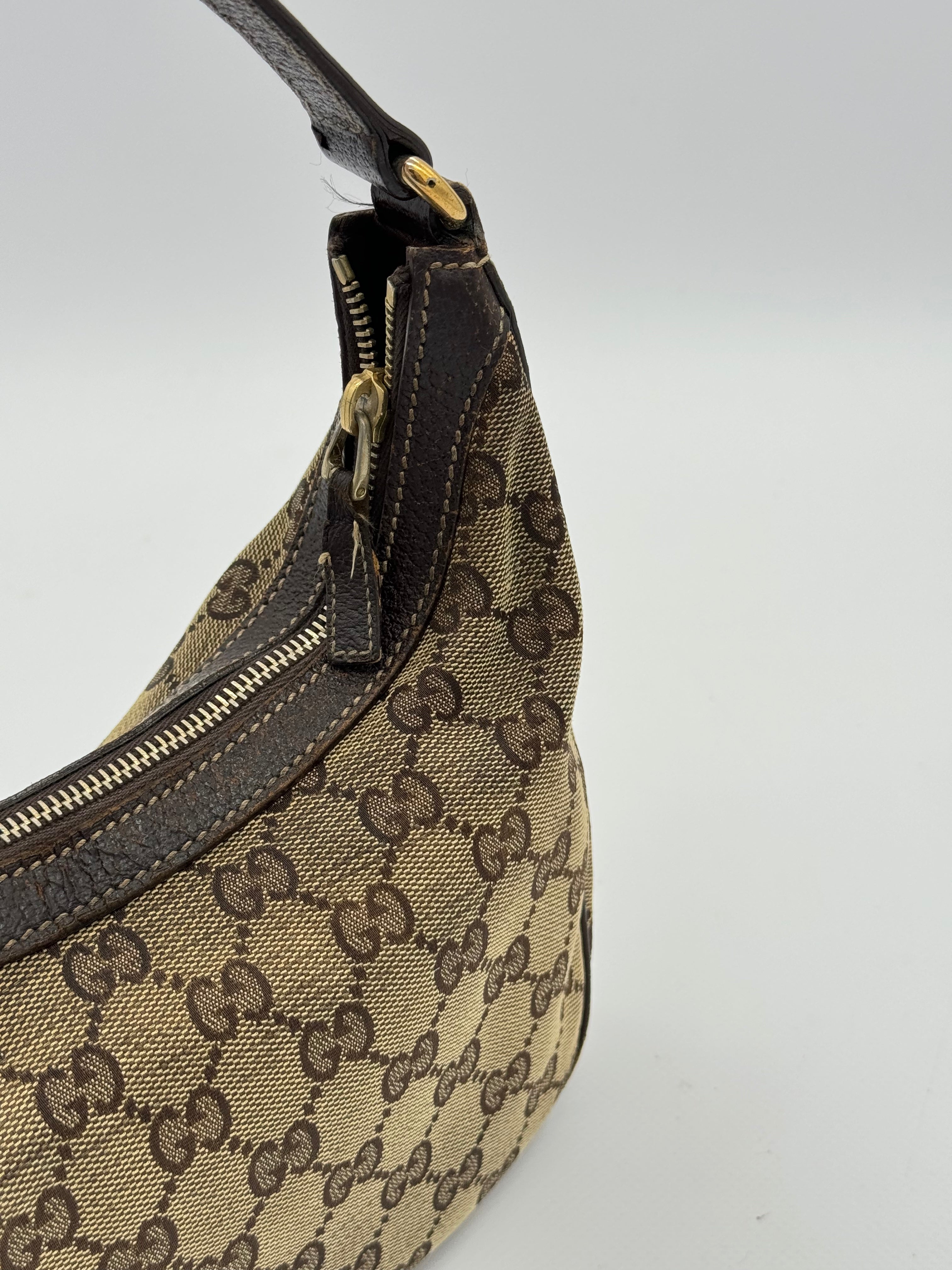 Gucci Small Charmy Hobo