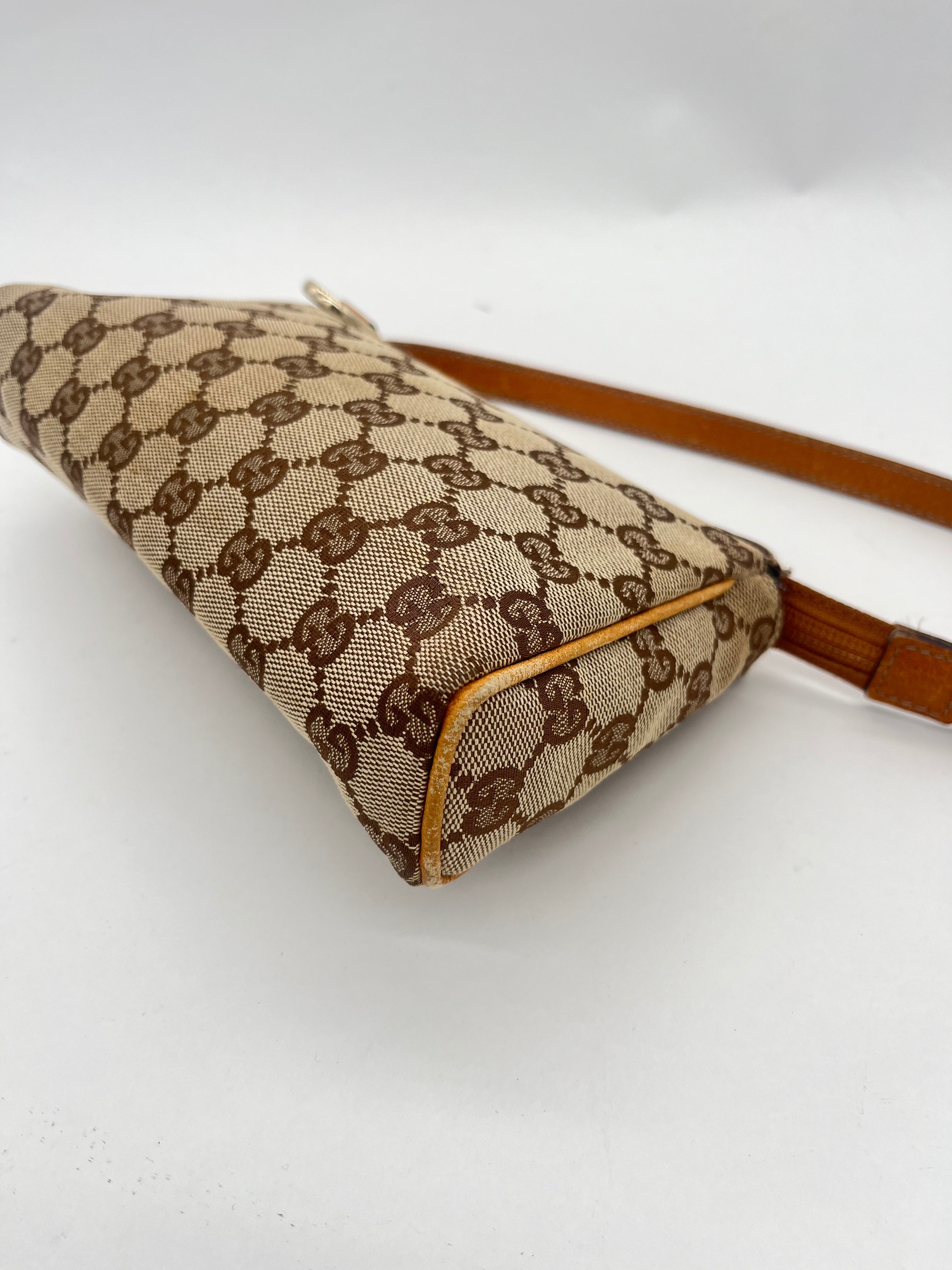 Gucci D-Ring Pochette