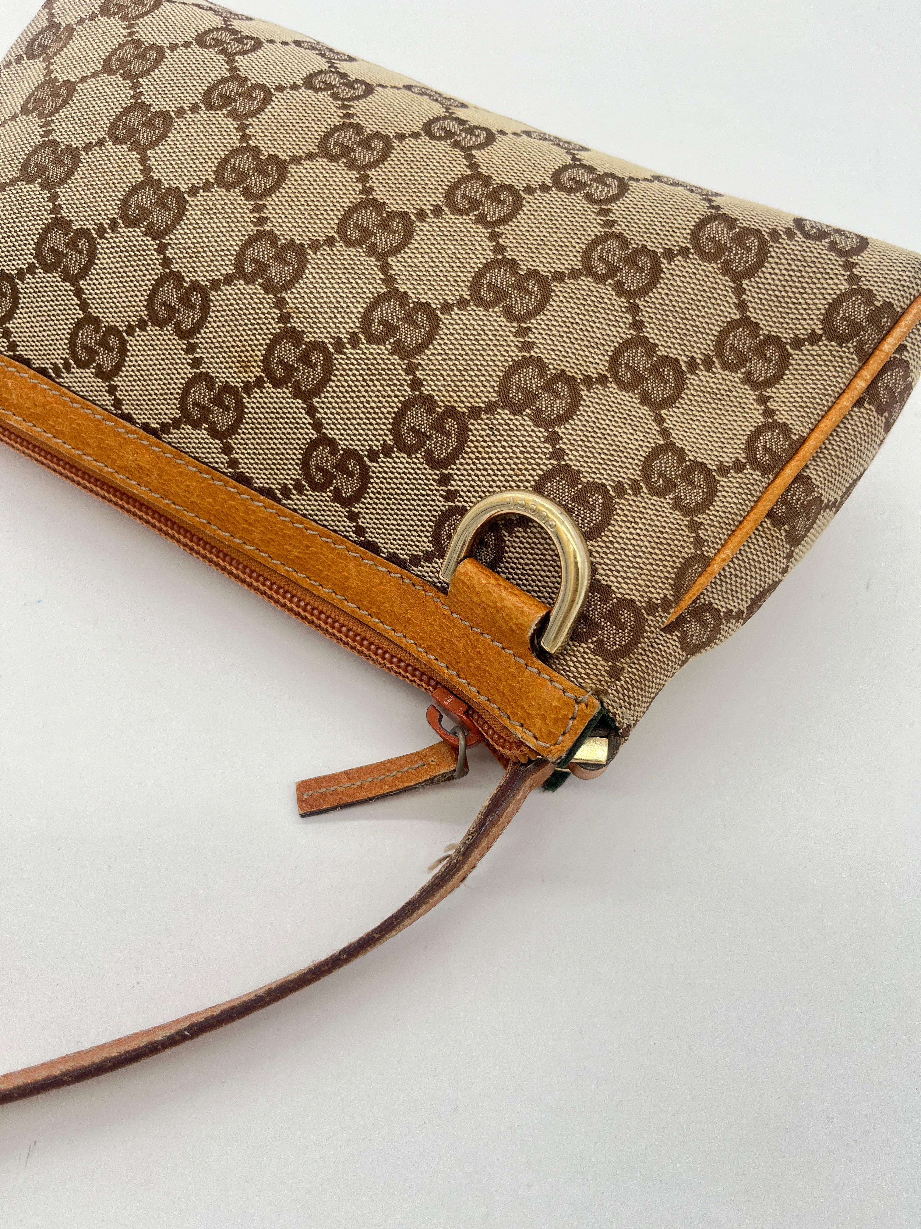 Gucci D-Ring Pochette