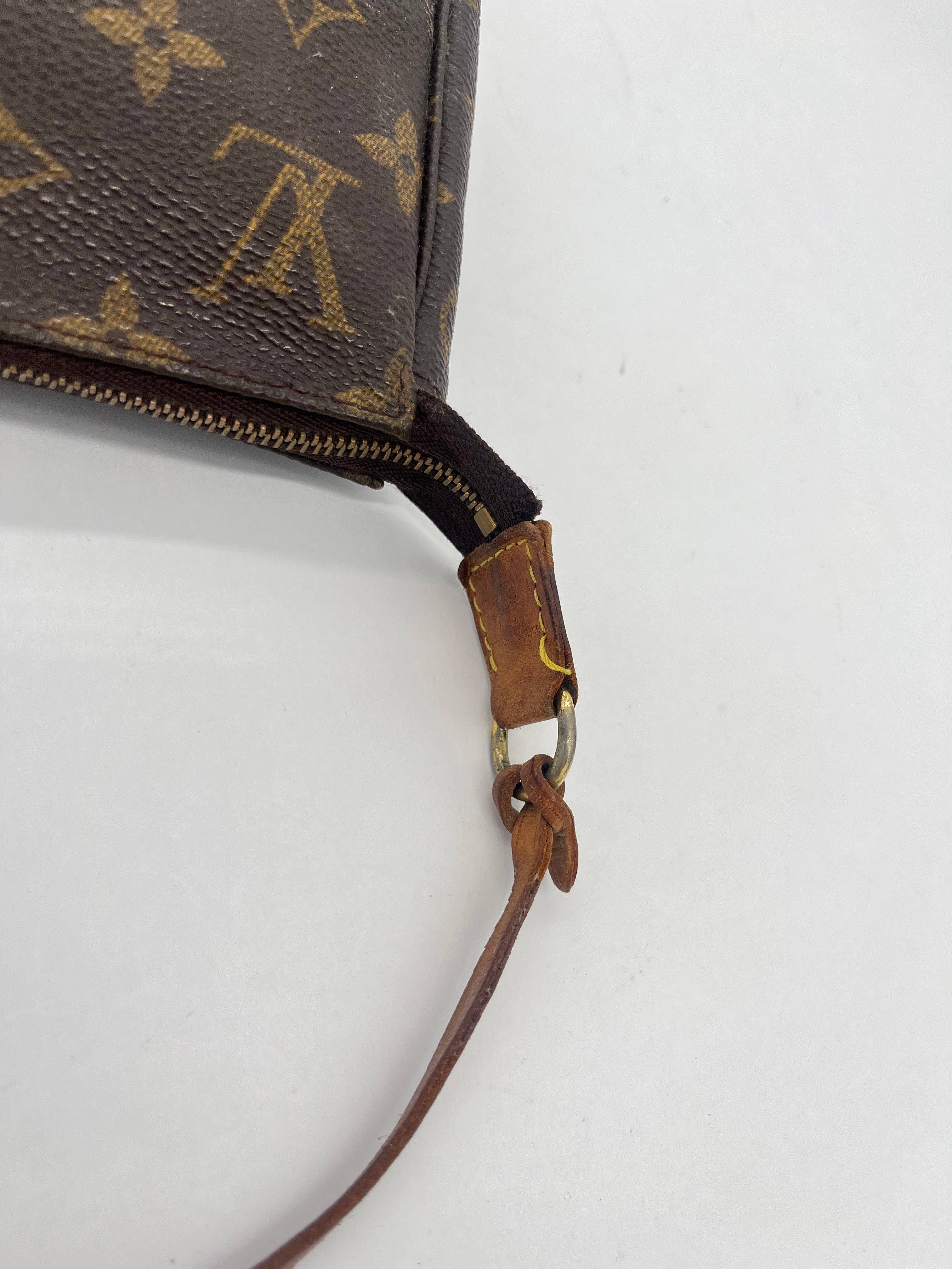 Louis Vuitton Pochette Accessoires