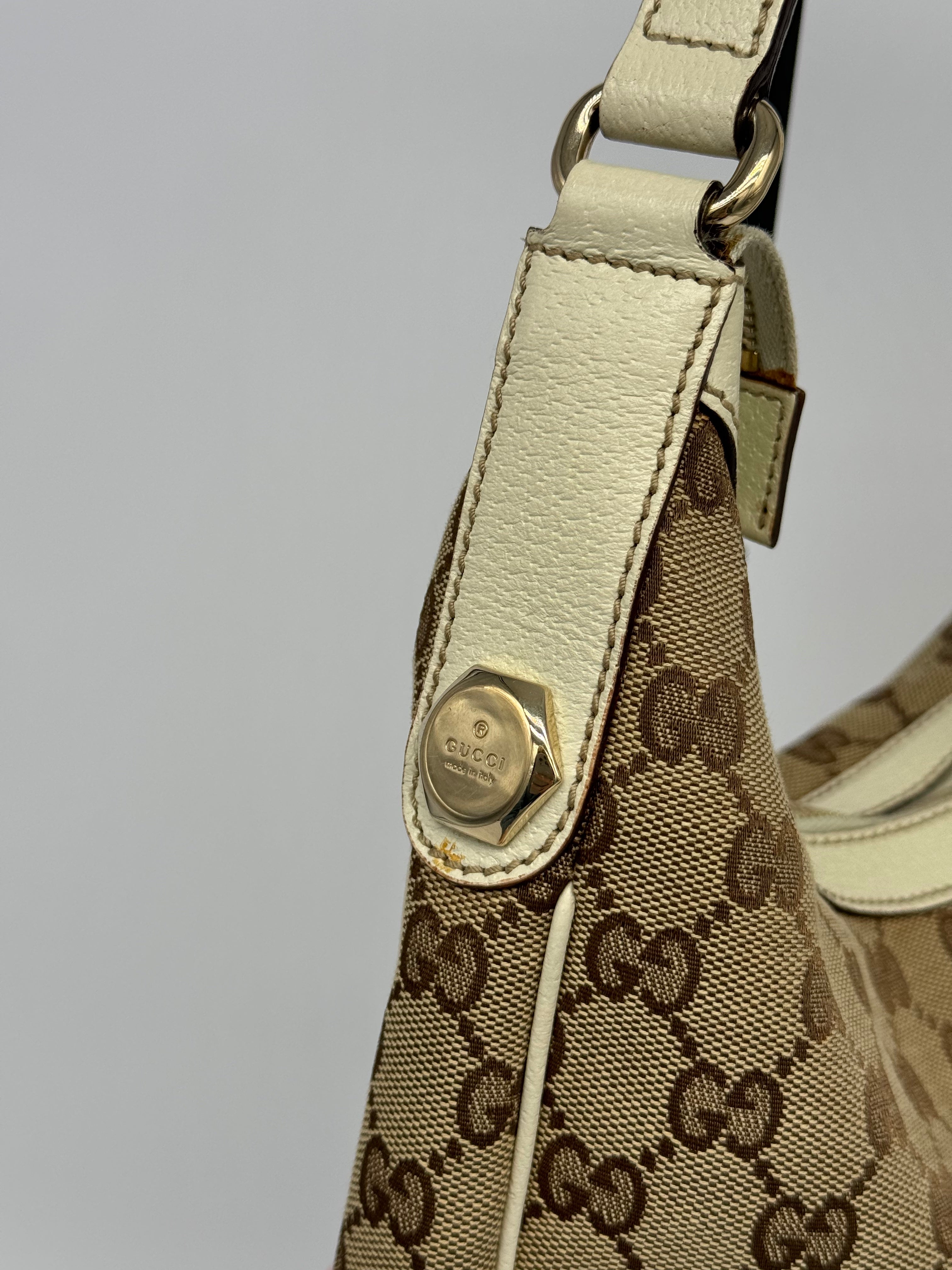 Gucci Small Charmy Hobo