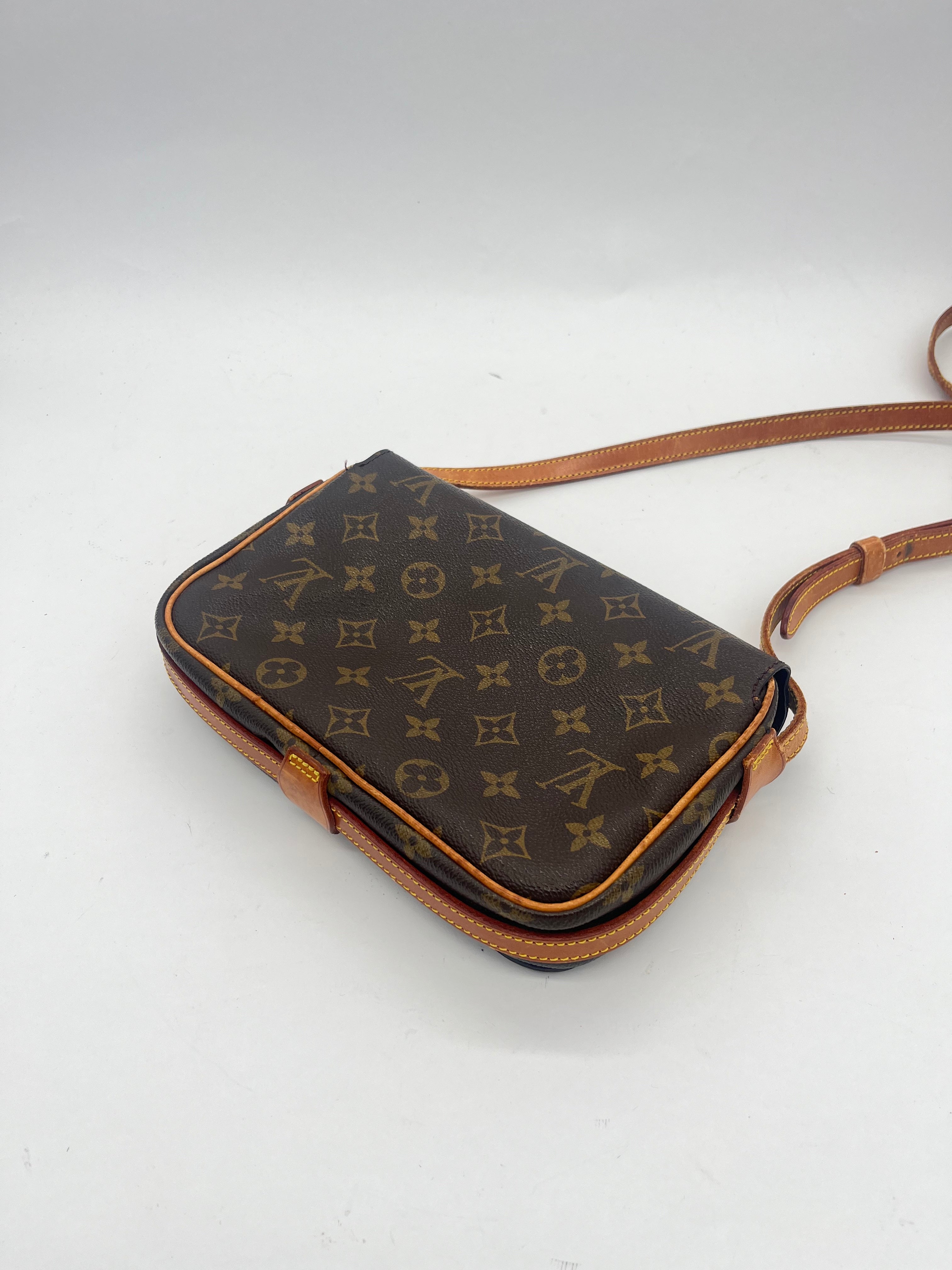 Louis Vuitton Chantilly PM