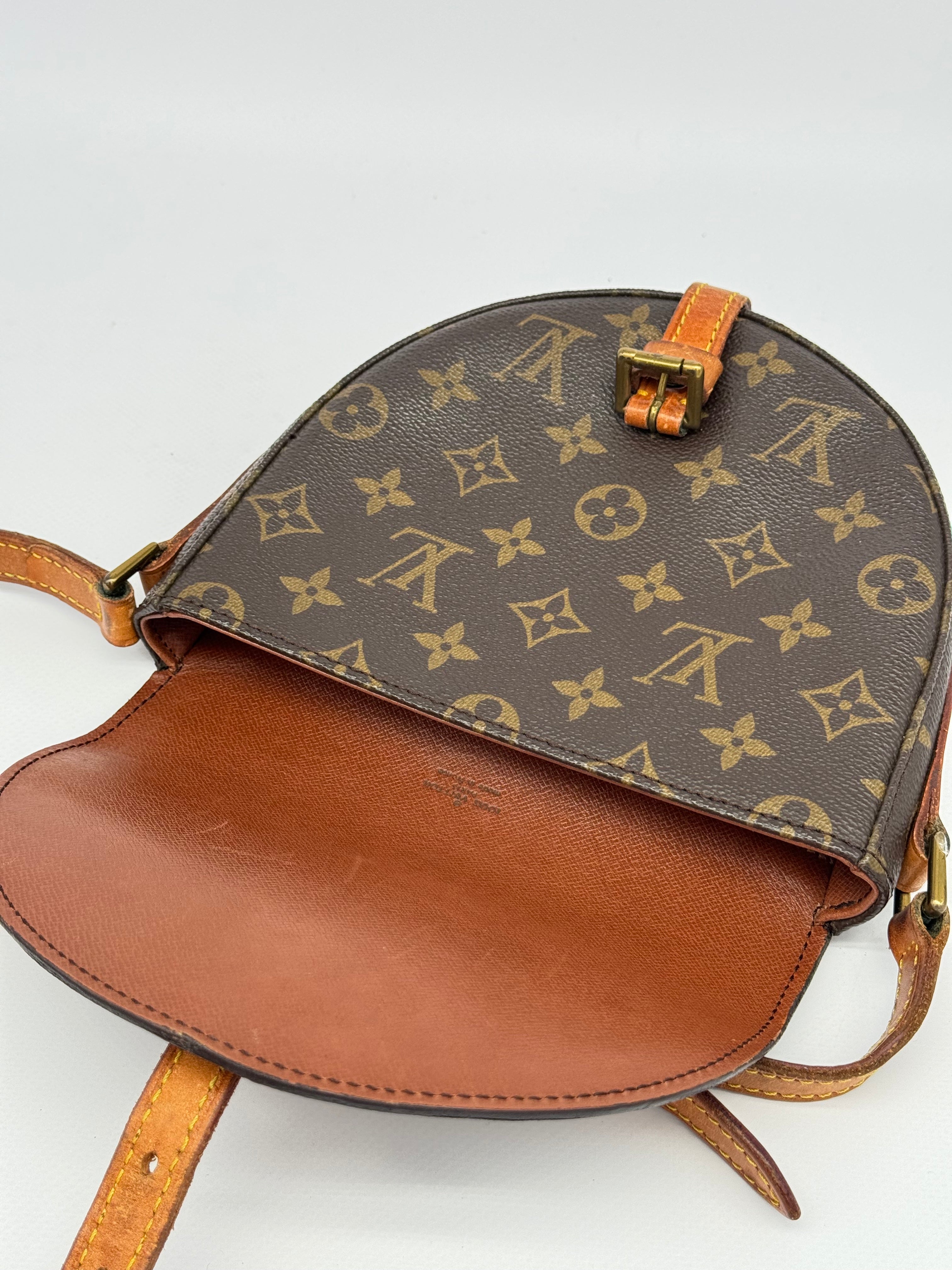 Louis Vuitton Chantilly PM