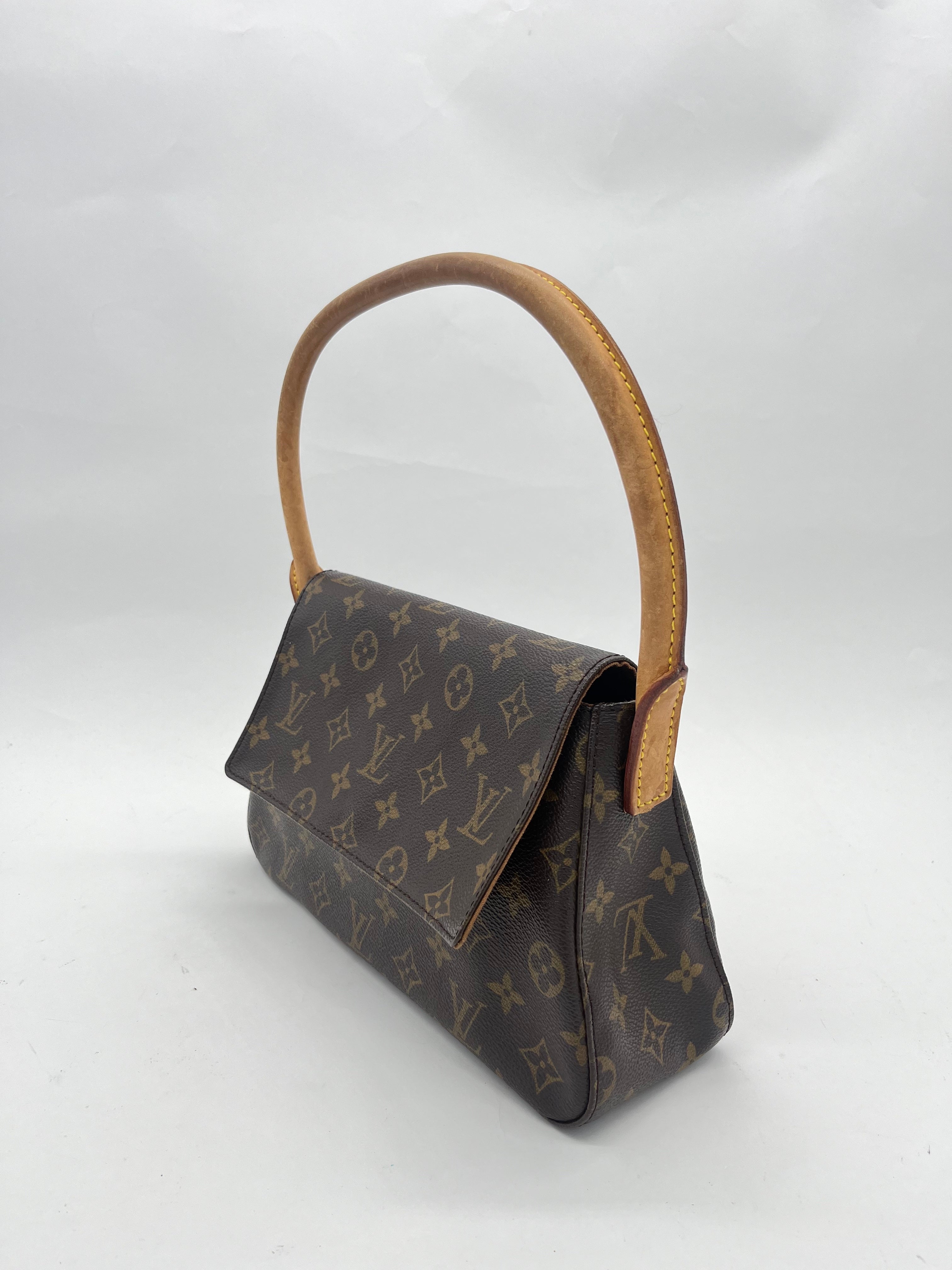 Louis Vuitton Mini Looping