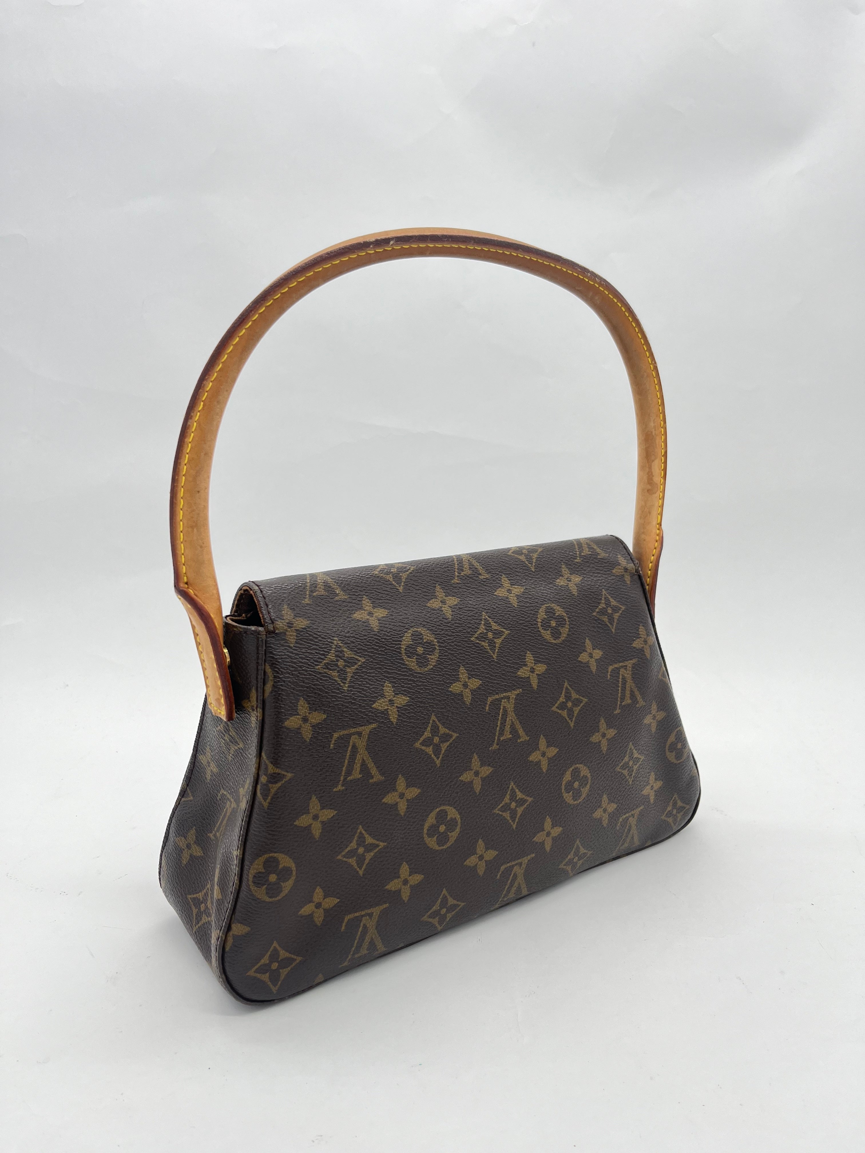 Louis Vuitton Mini Looping