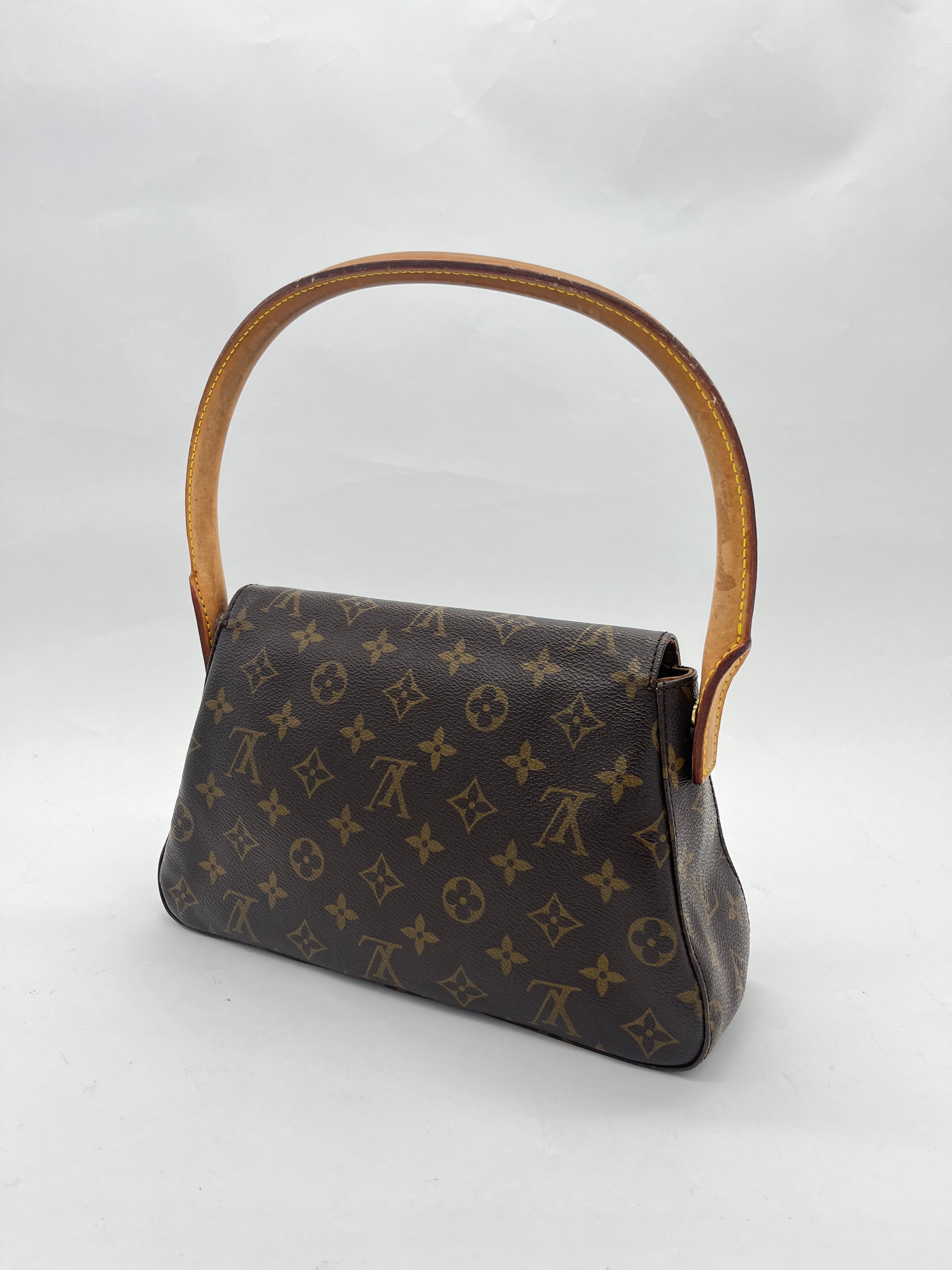 Louis Vuitton Mini Looping