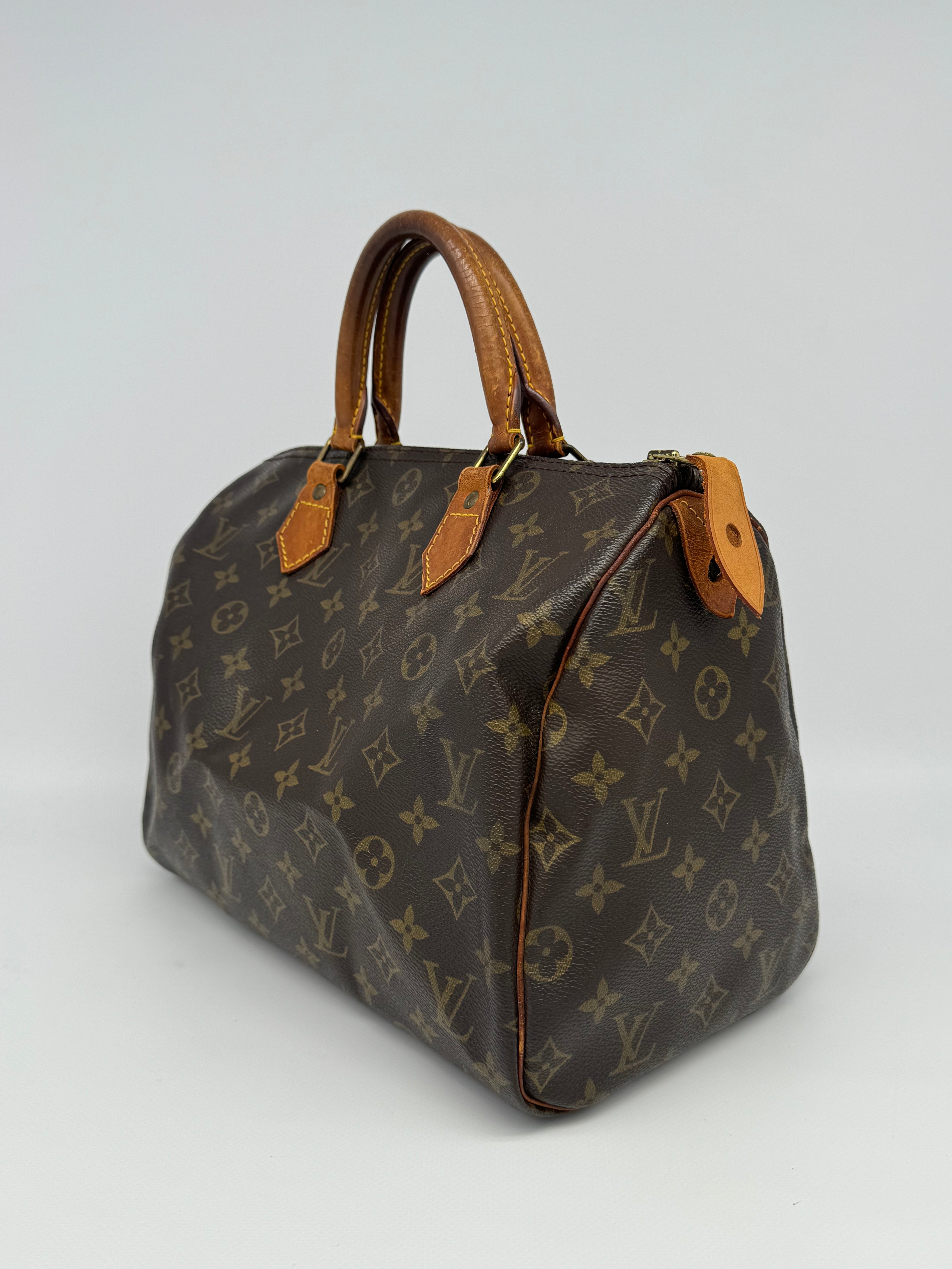 Louis Vuitton Speedy 30