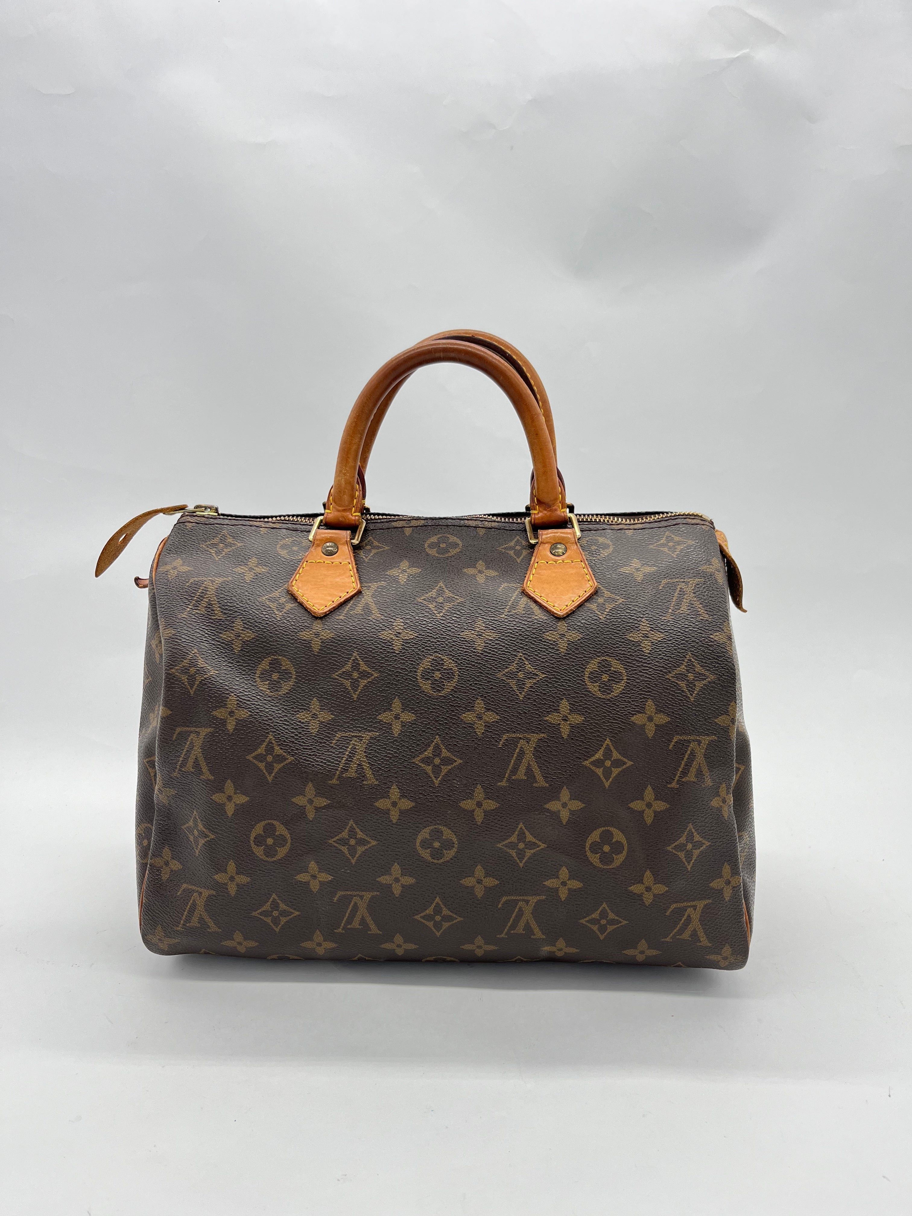 Louis Vuitton Speedy 30