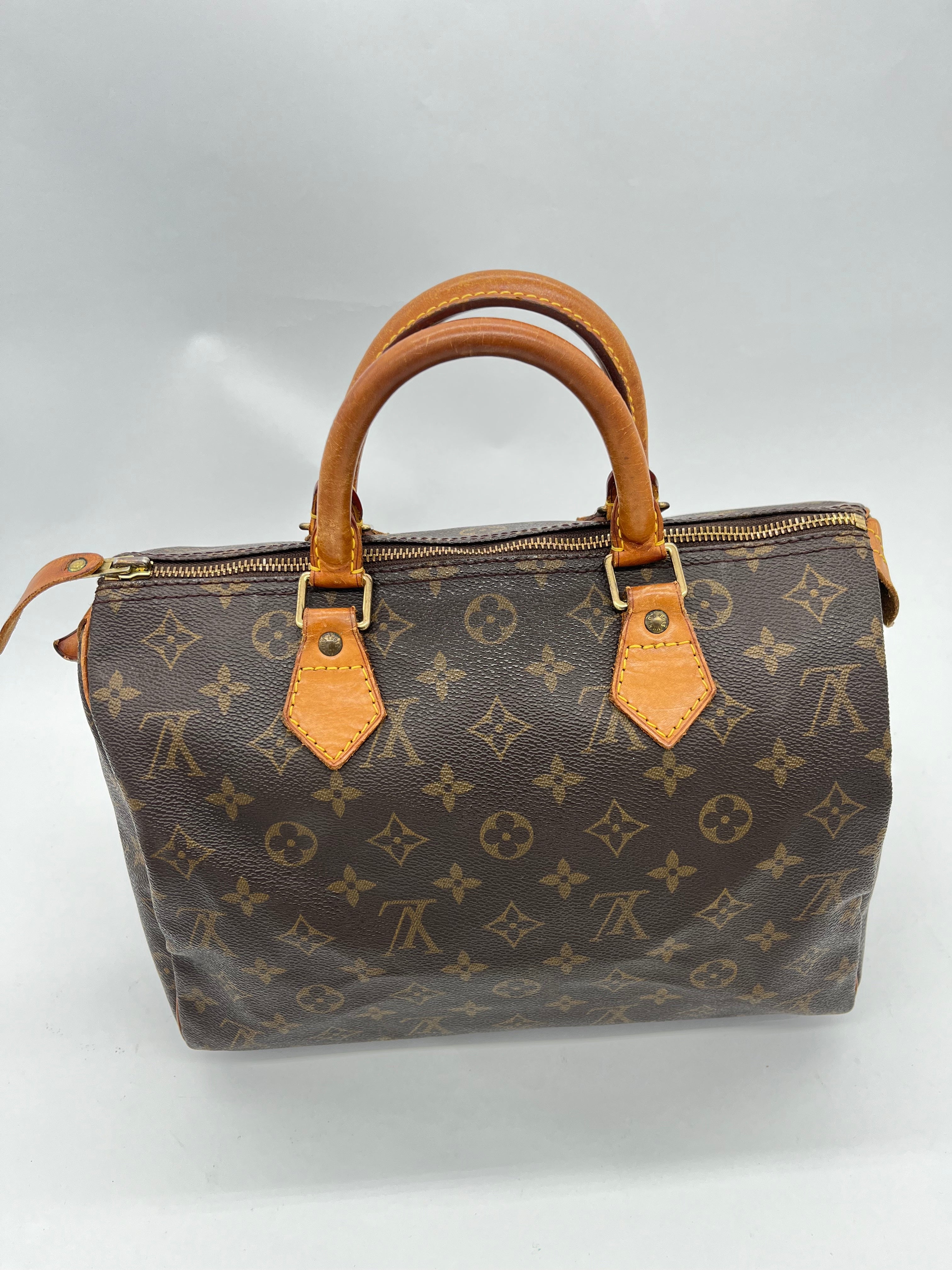 Louis Vuitton Speedy 30