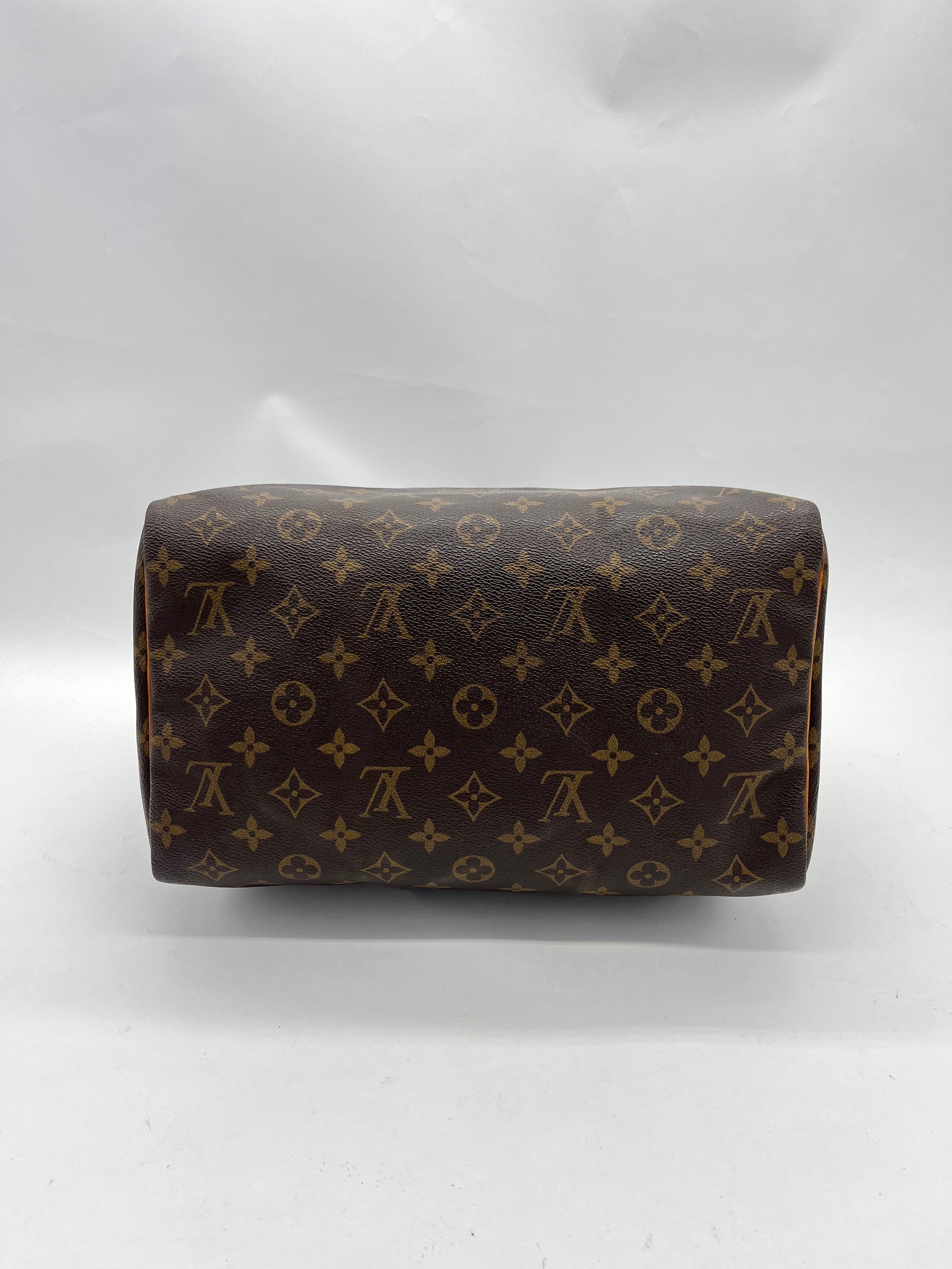 Louis Vuitton Speedy 30