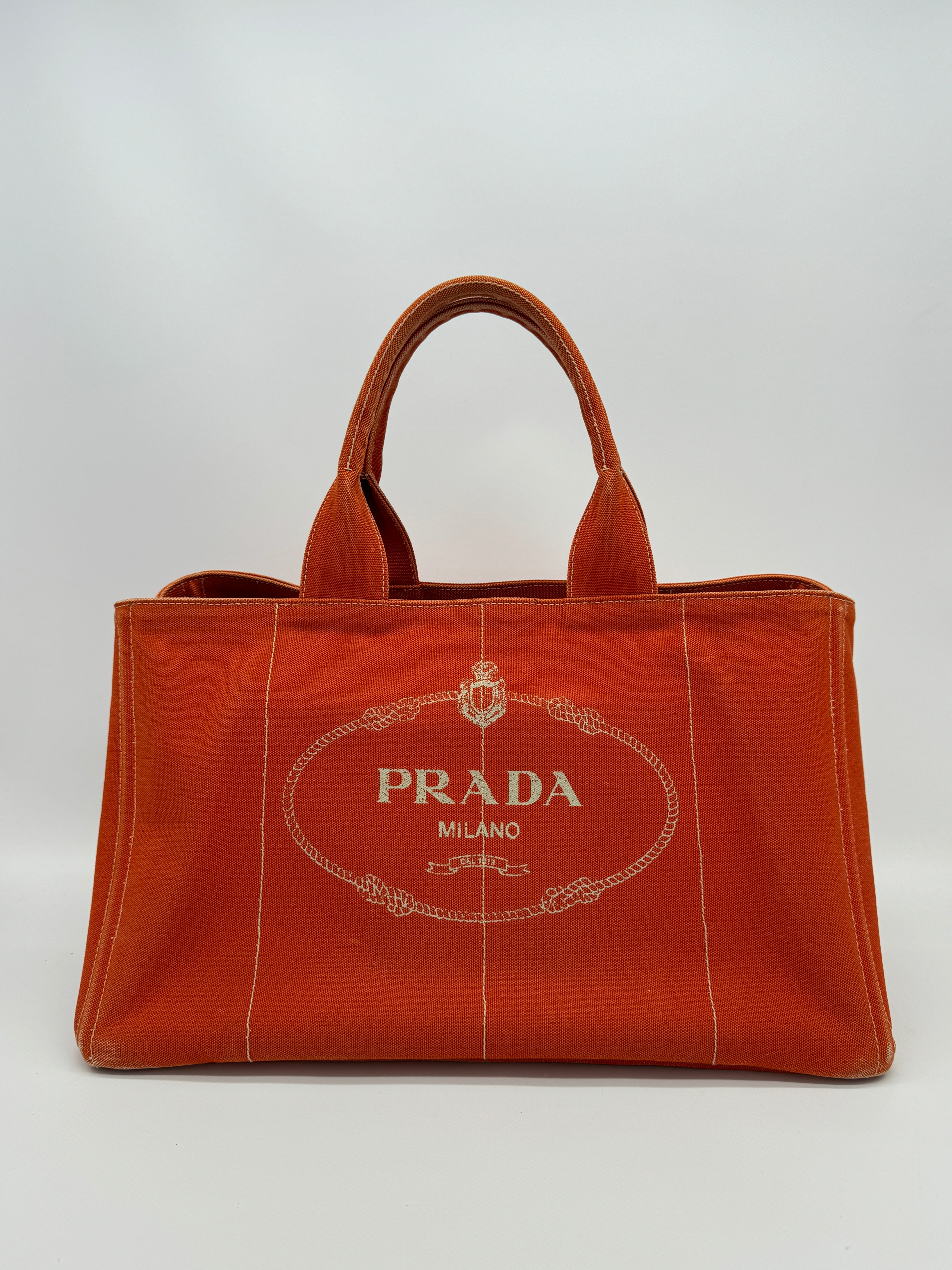 Prada Canapa GM