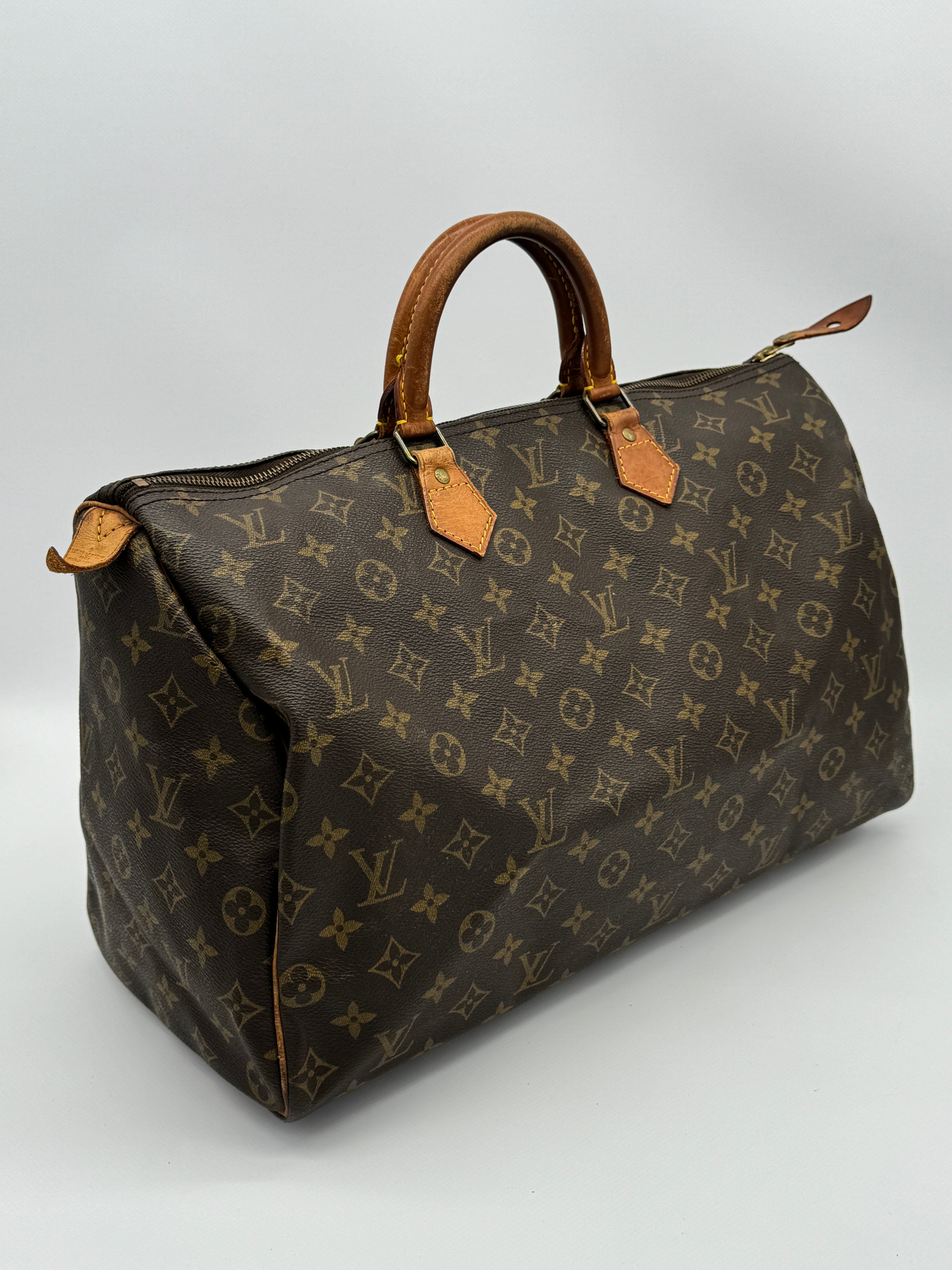 Louis Vuitton Speedy 40