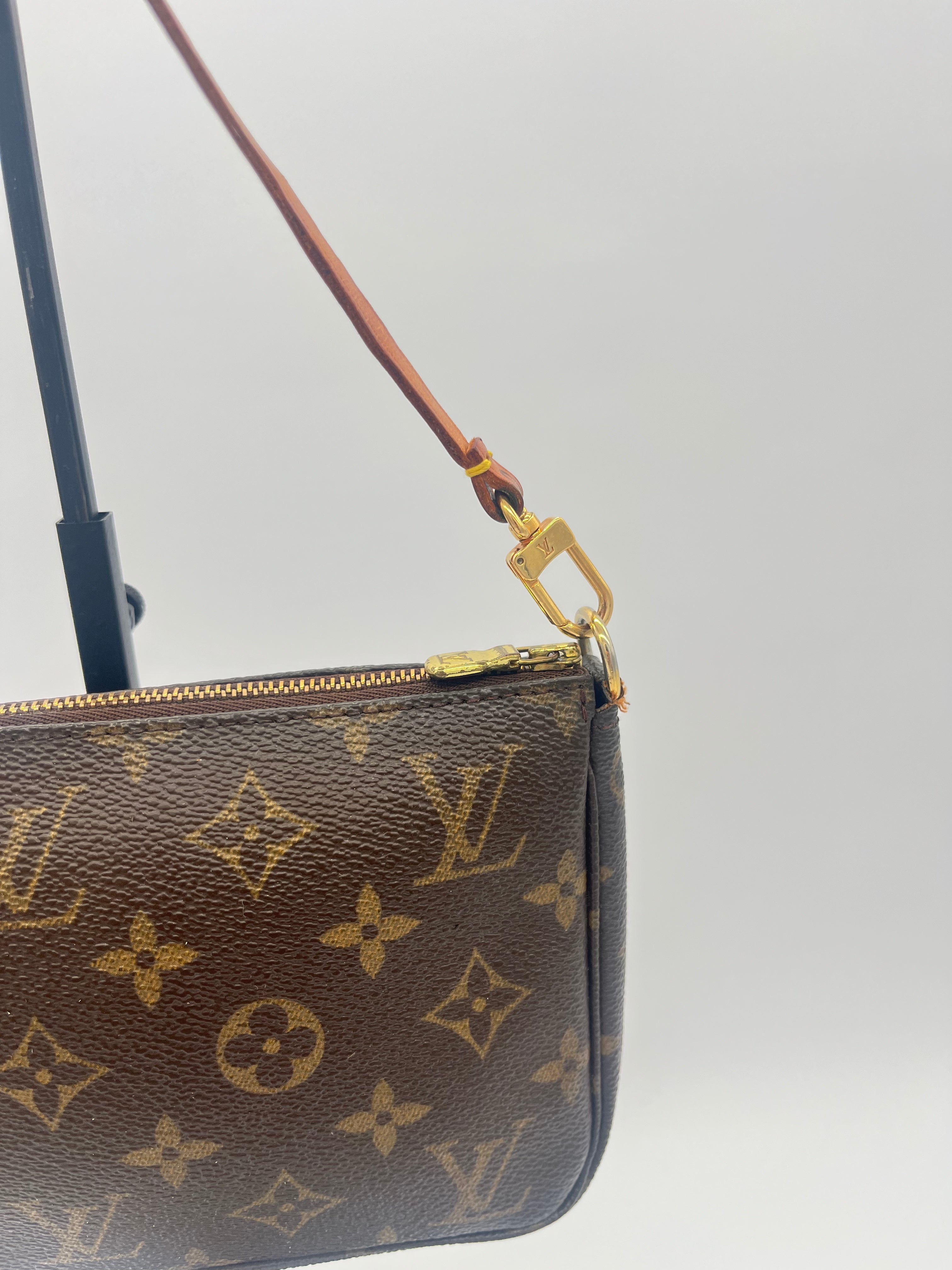 Louis Vuitton Pochette Accessoires