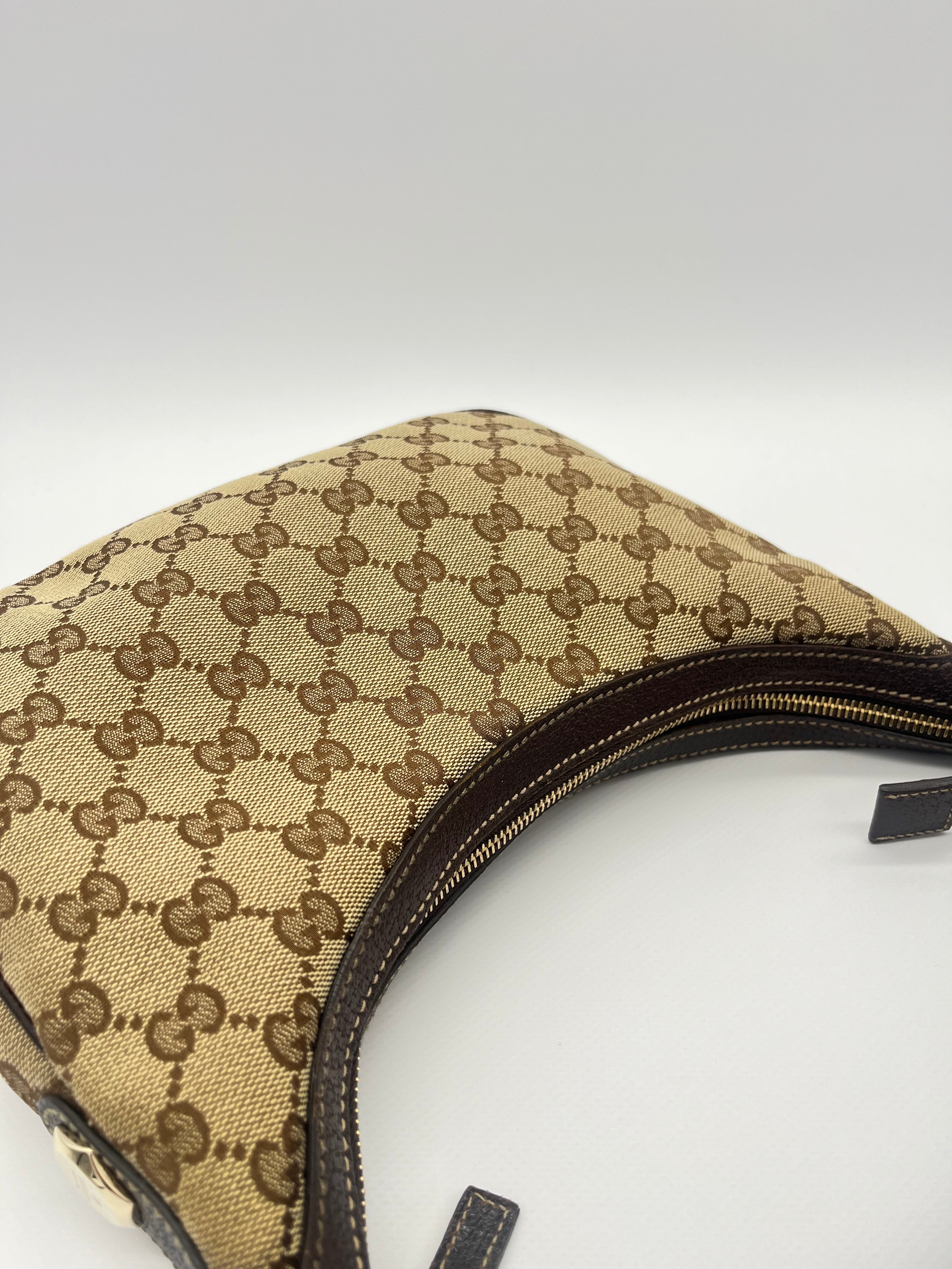 Gucci Small Charmy Hobo