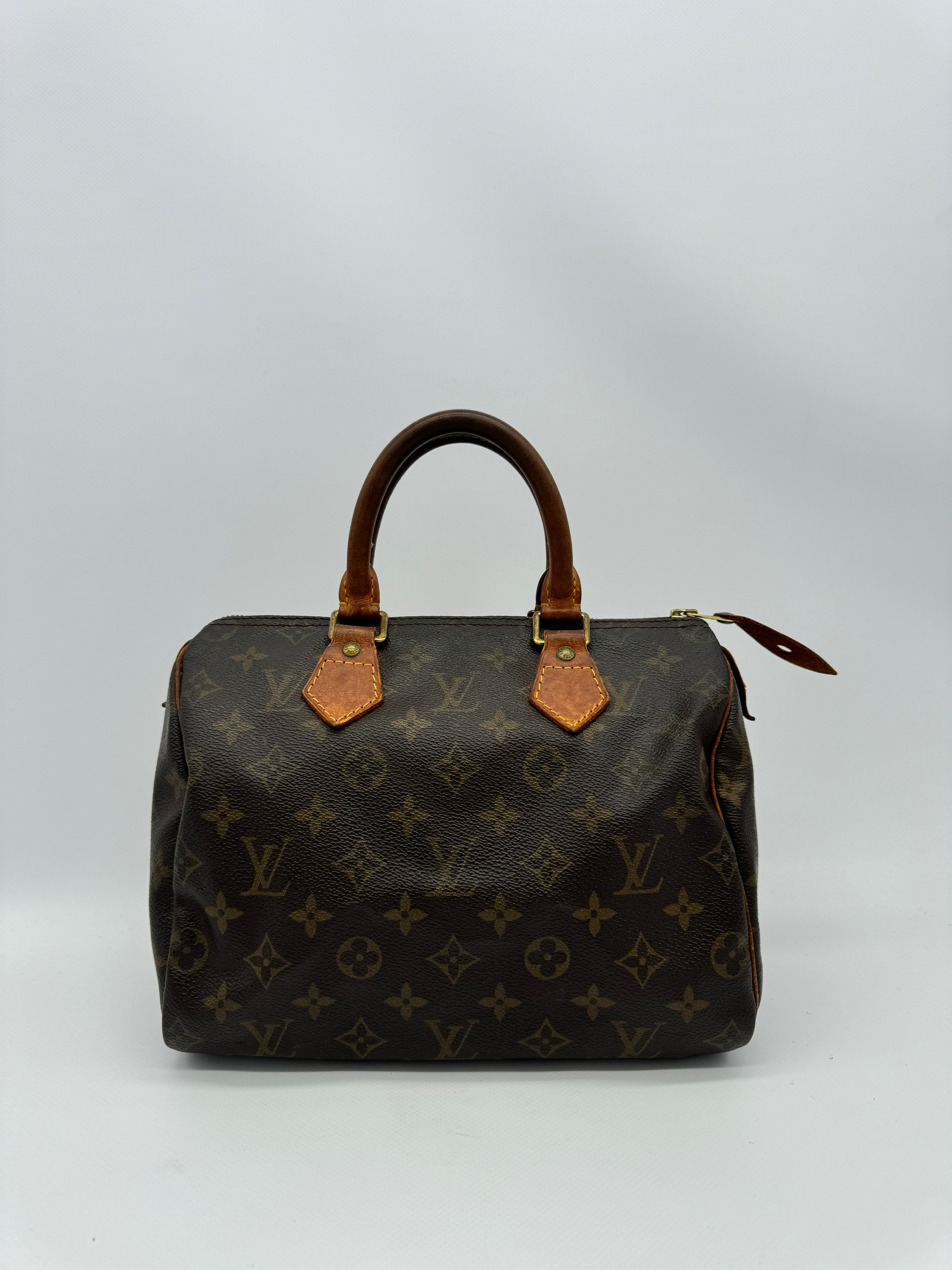 Louis Vuitton Speedy 25