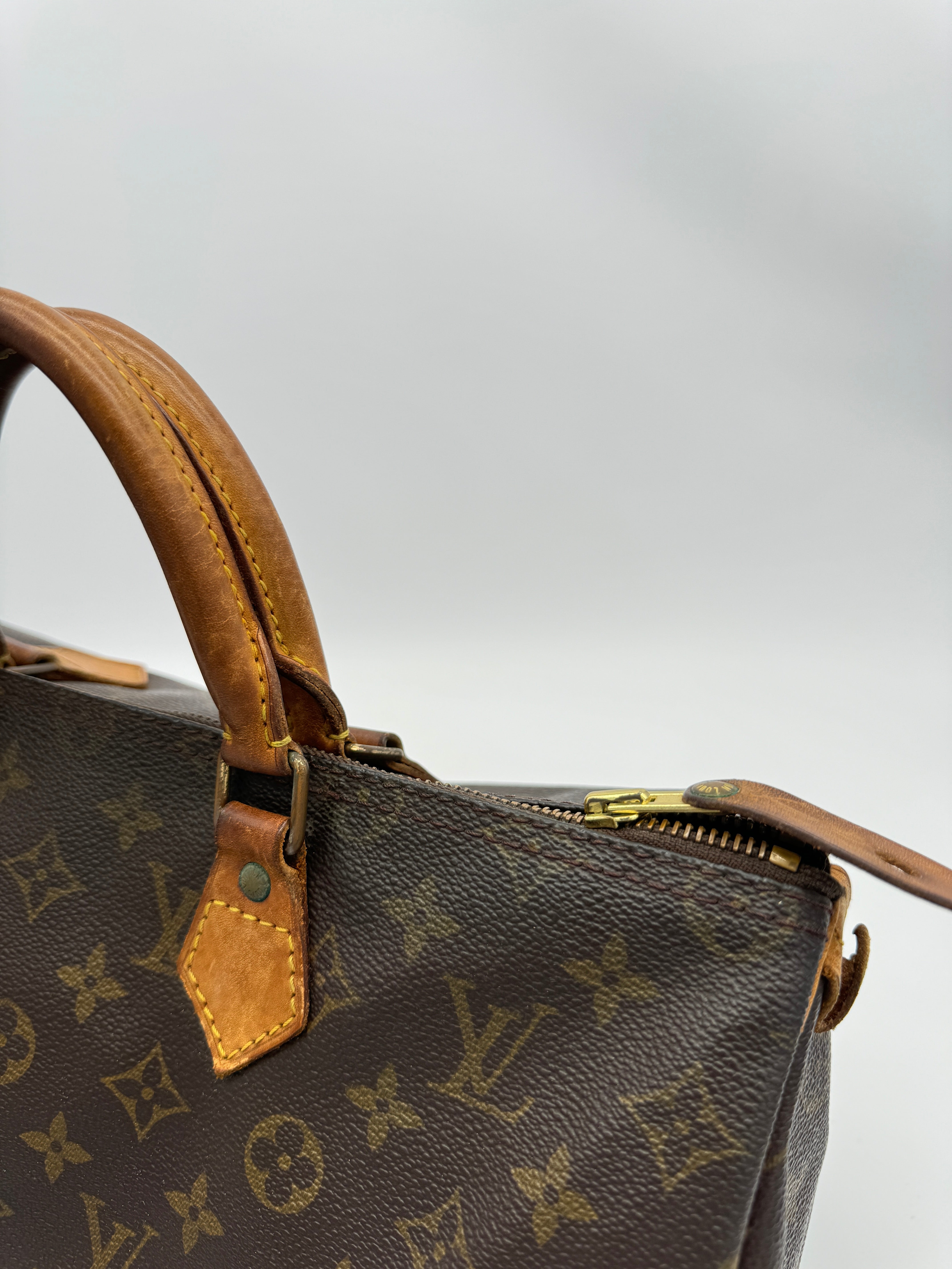 Louis Vuitton Speedy 35