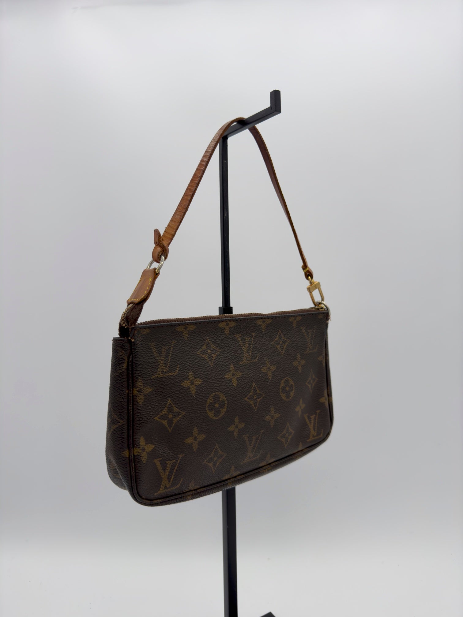 Louis Vuitton Pochette Accessoires