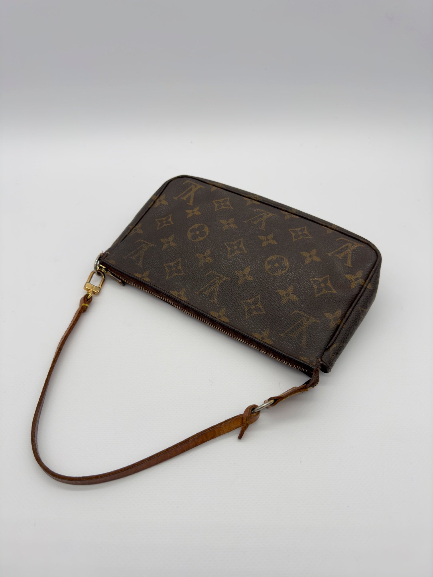 Louis Vuitton Pochette Accessoires