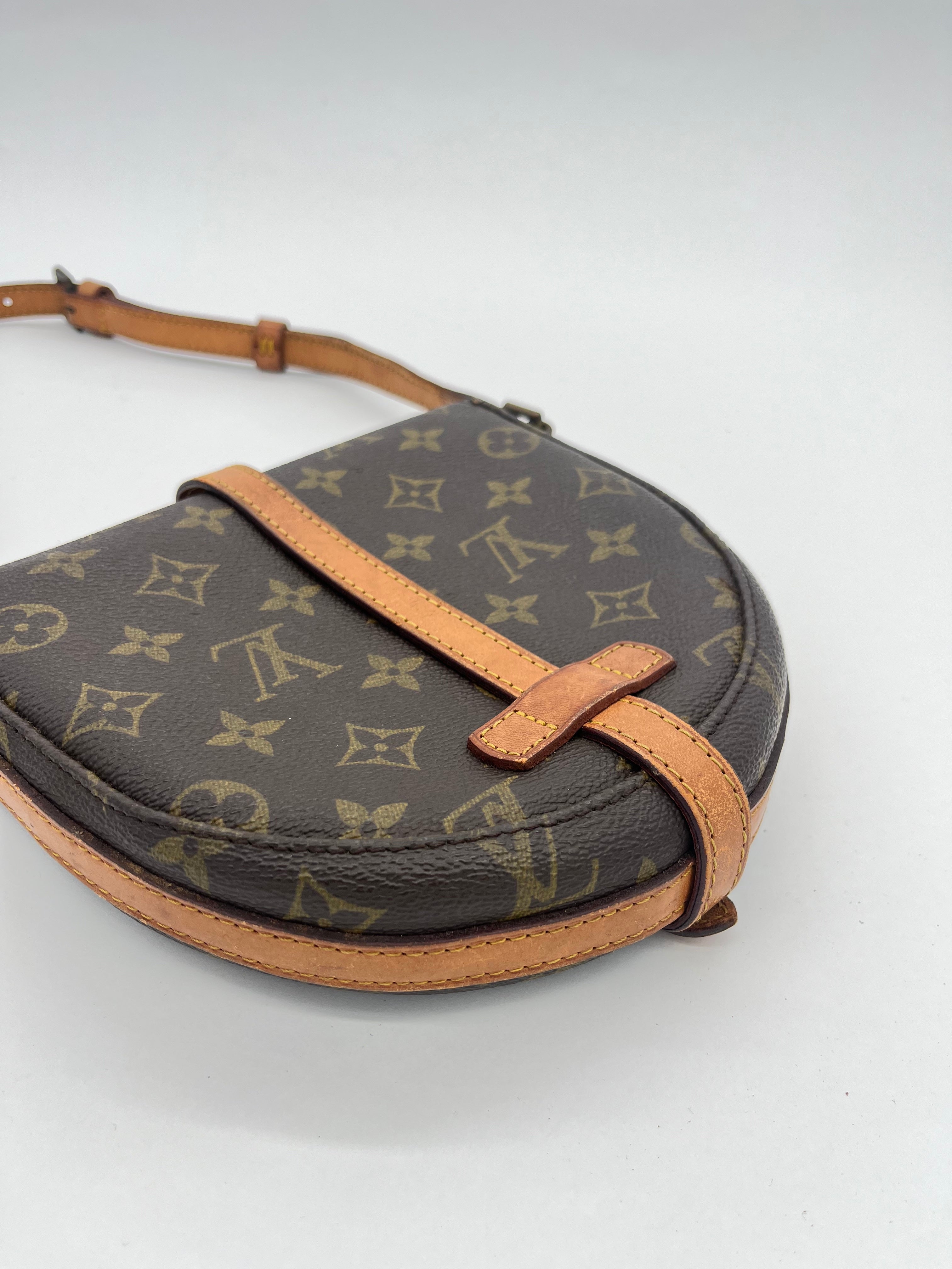 Louis Vuitton Chantilly PM