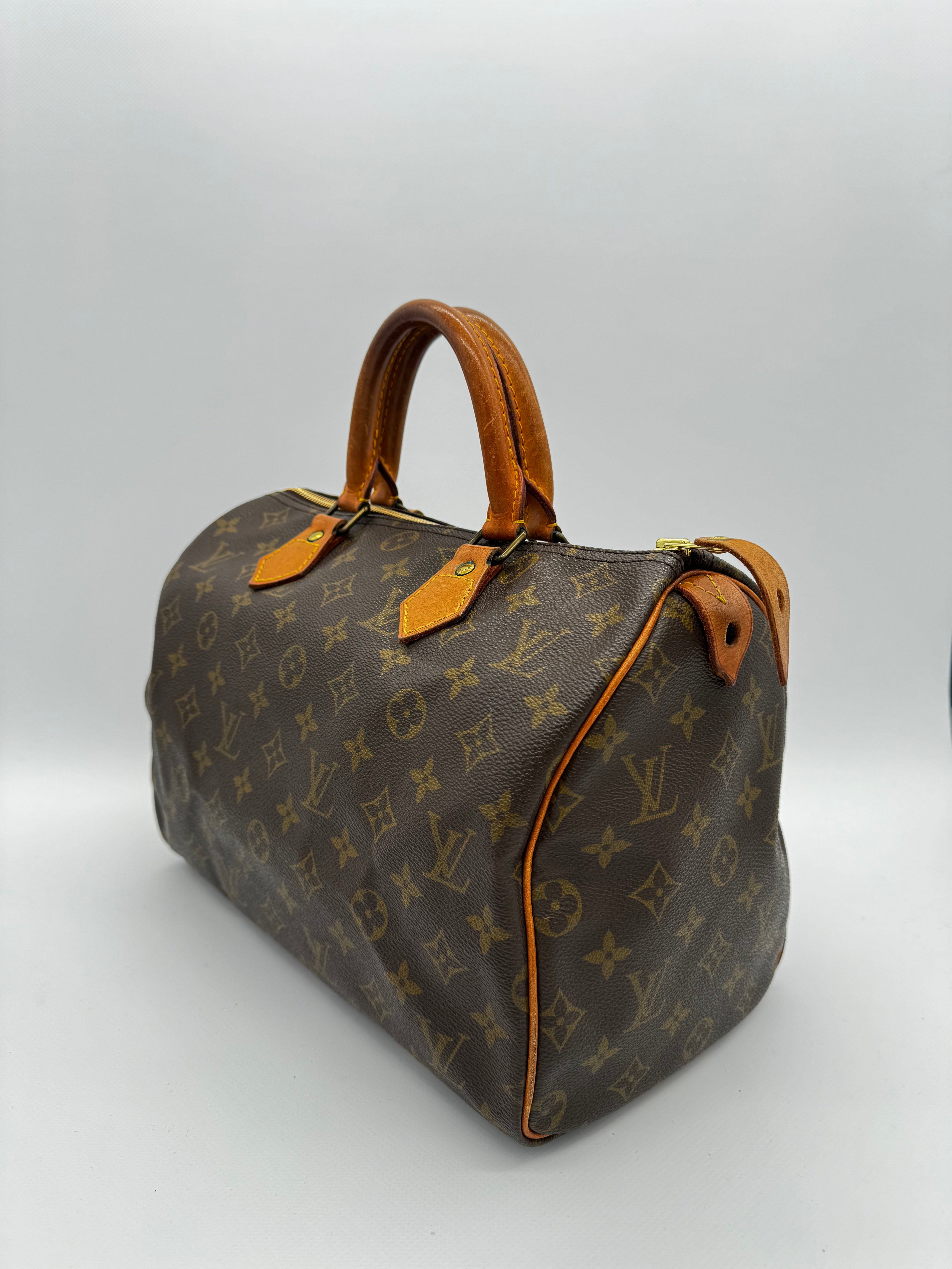 Louis Vuitton Speedy 30