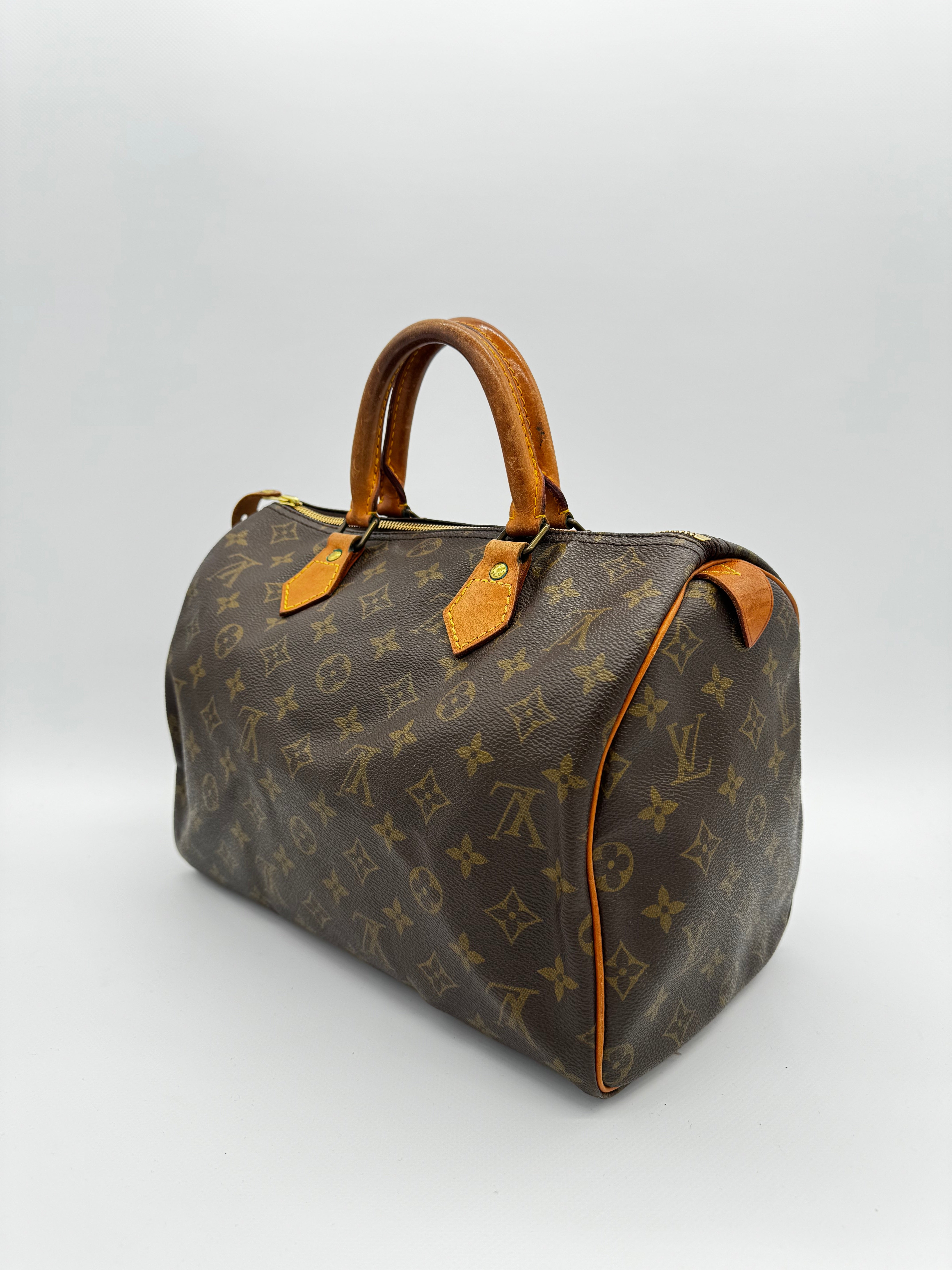 Louis Vuitton Speedy 30