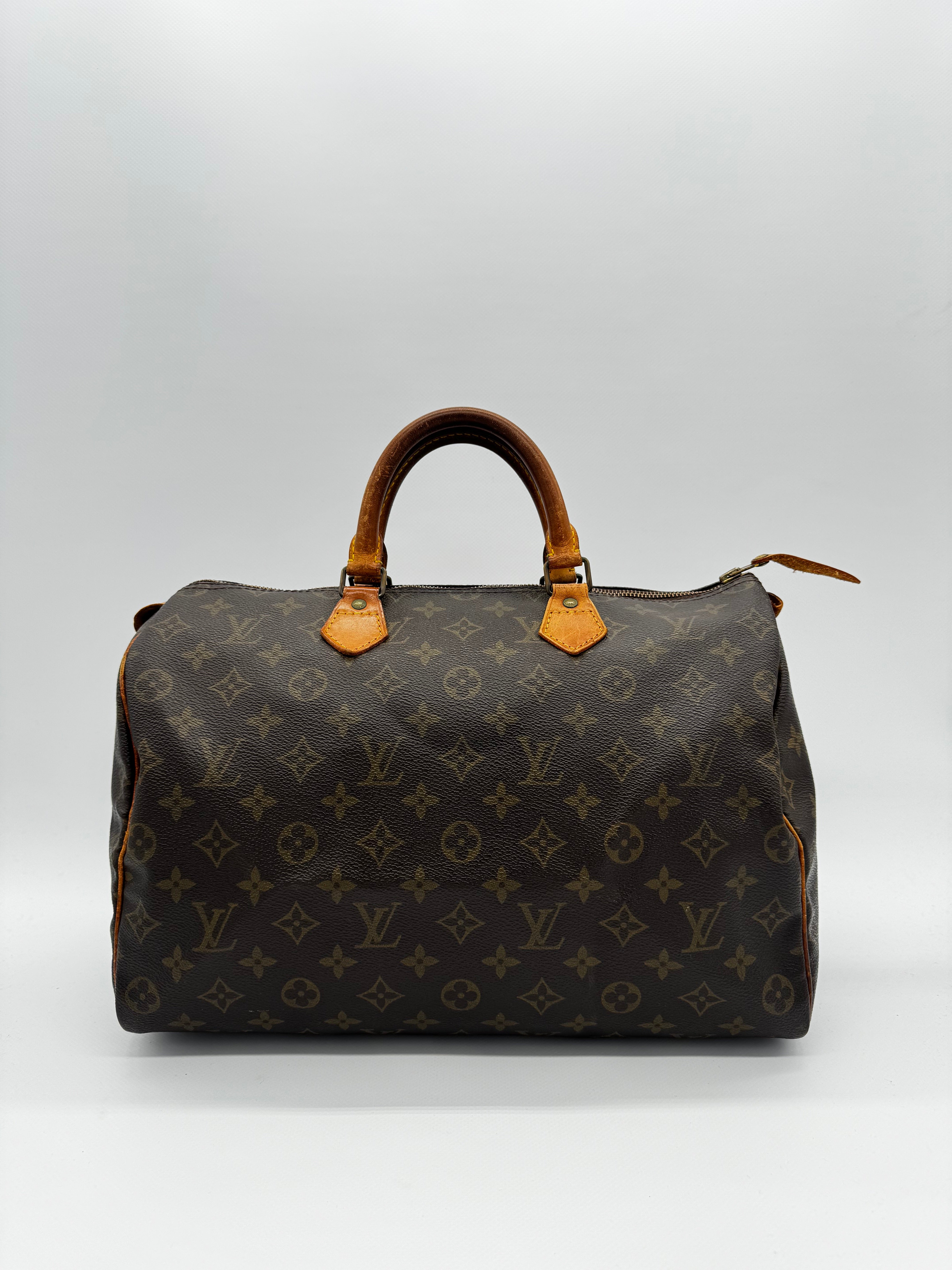 Louis Vuitton Speedy 35