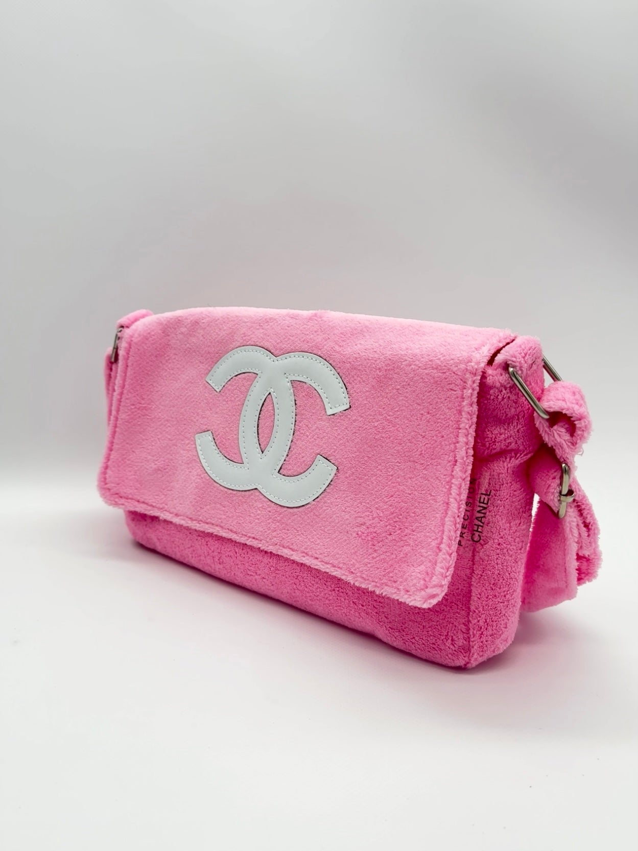 Store Chanel precision bag