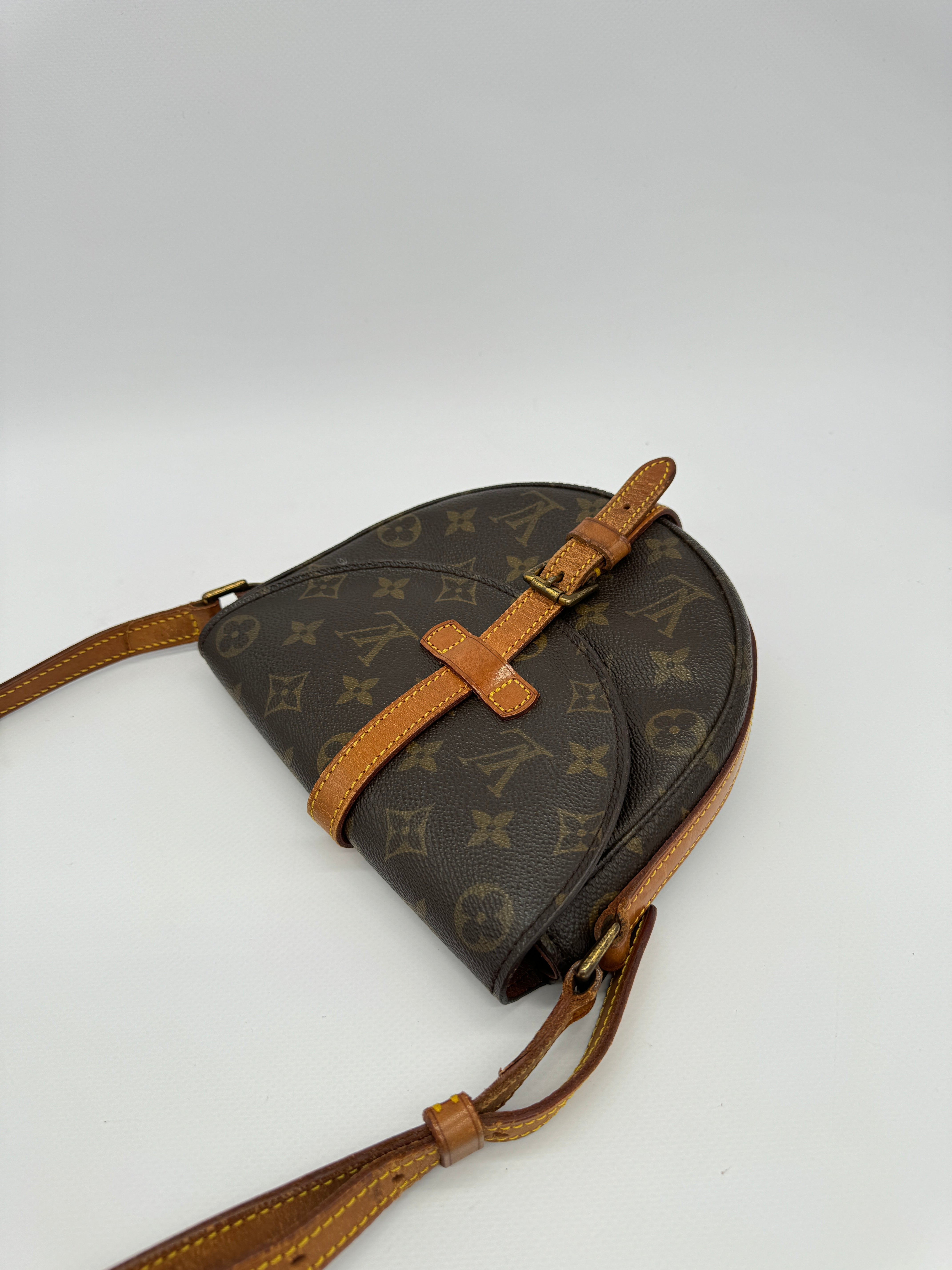 Louis Vuitton Chantilly PM