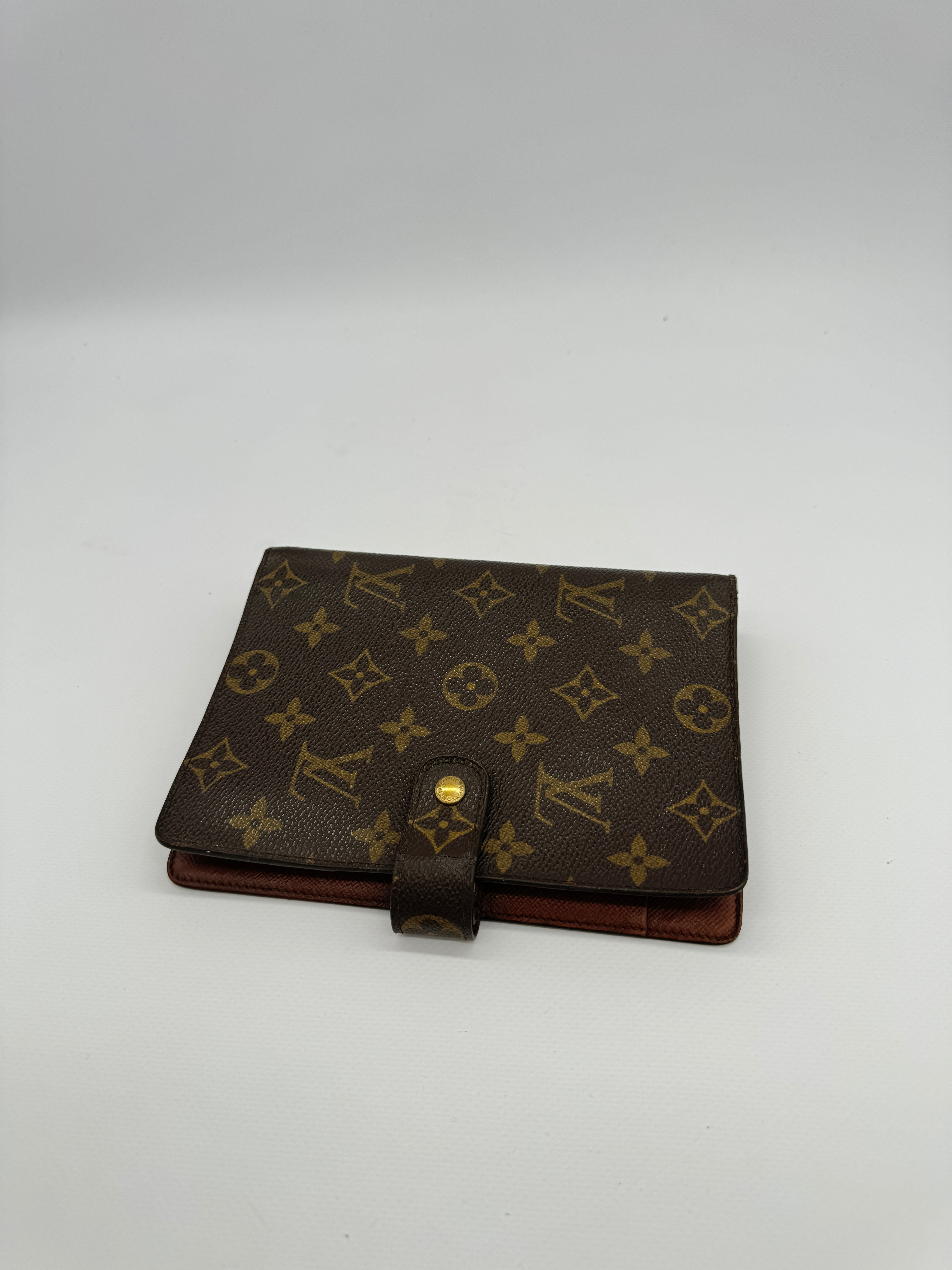 Louis Vuitton Agenda MM