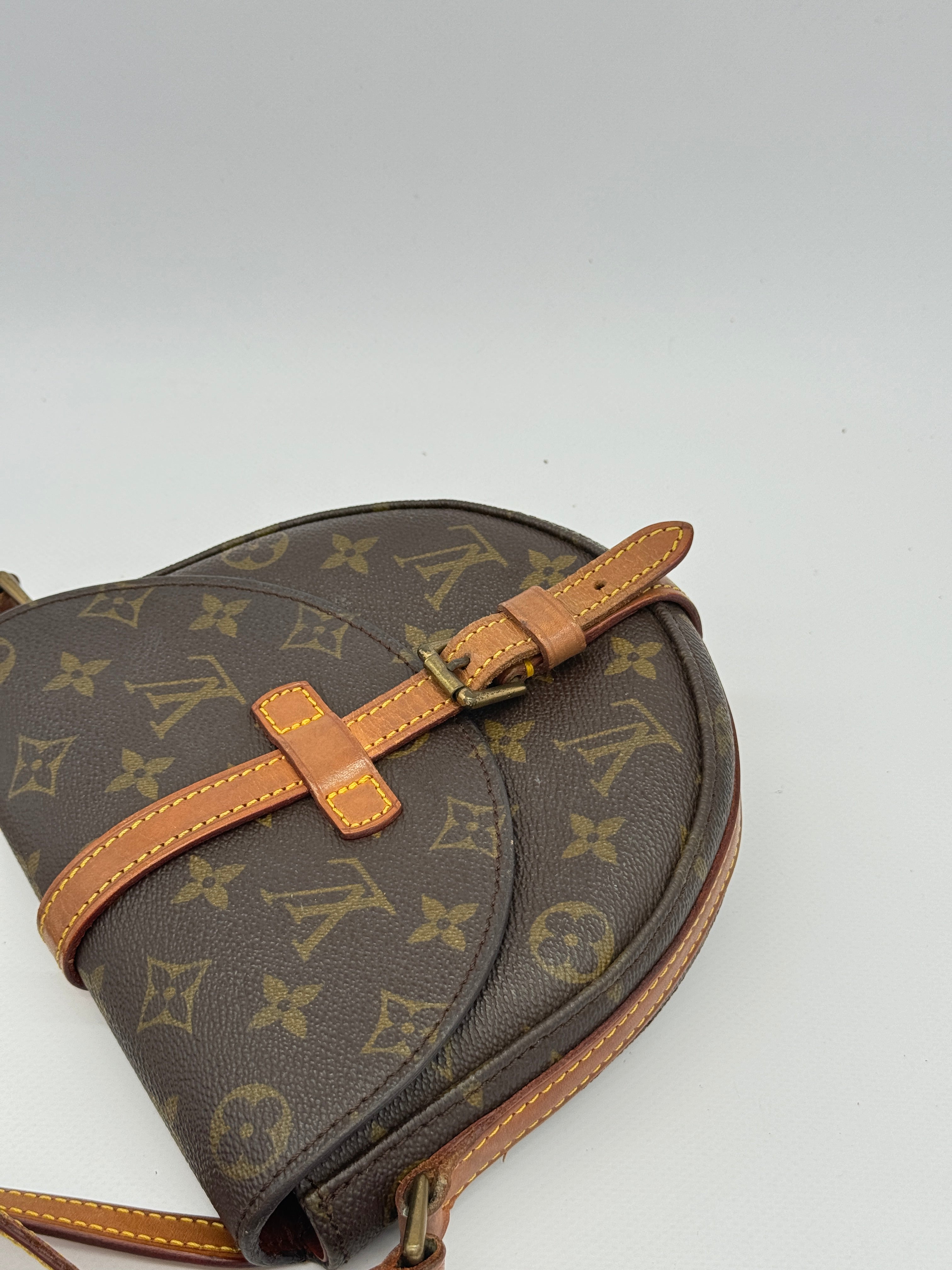 Louis Vuitton Chantilly PM