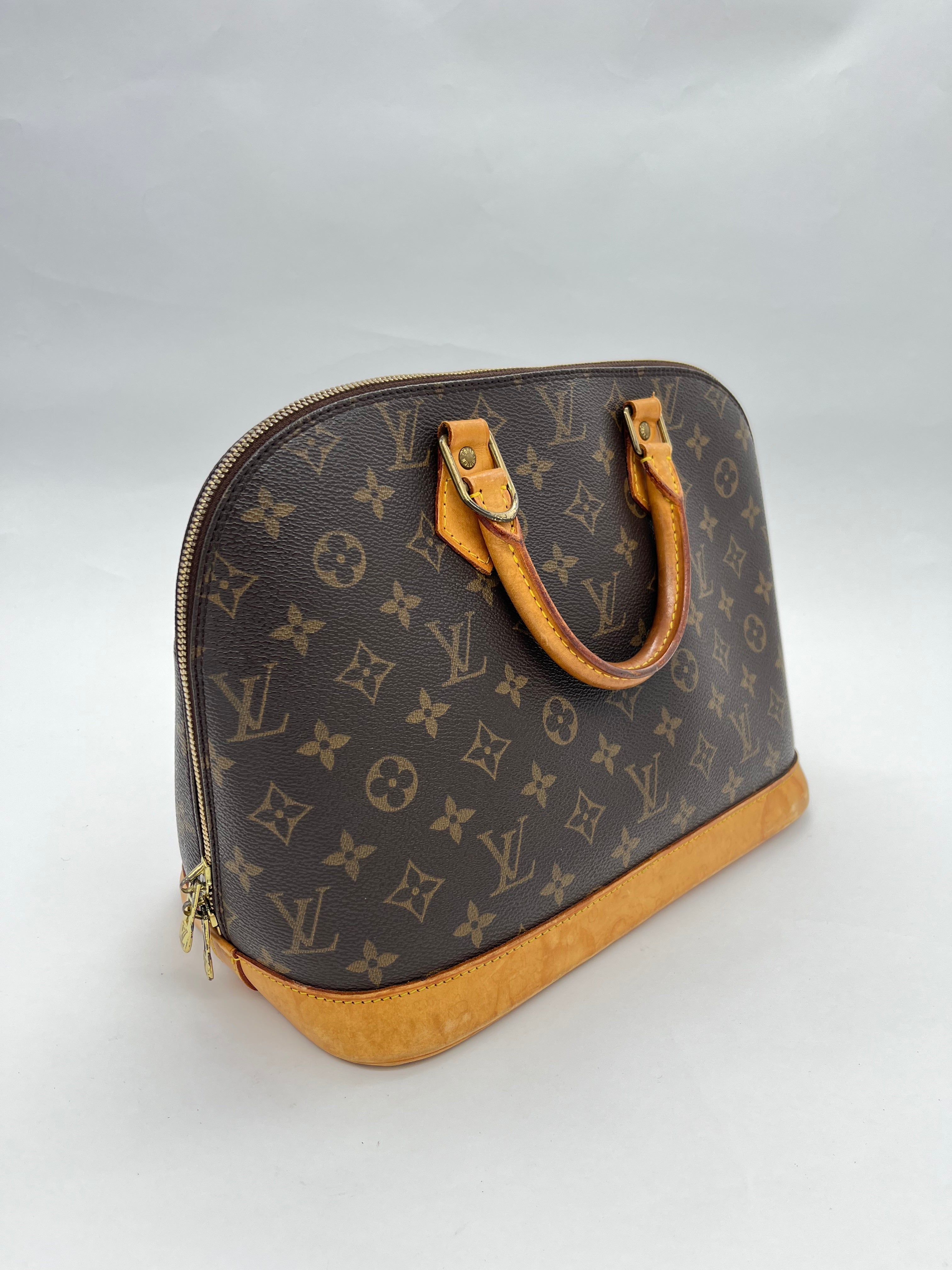 Louis Vuitton Alma MM