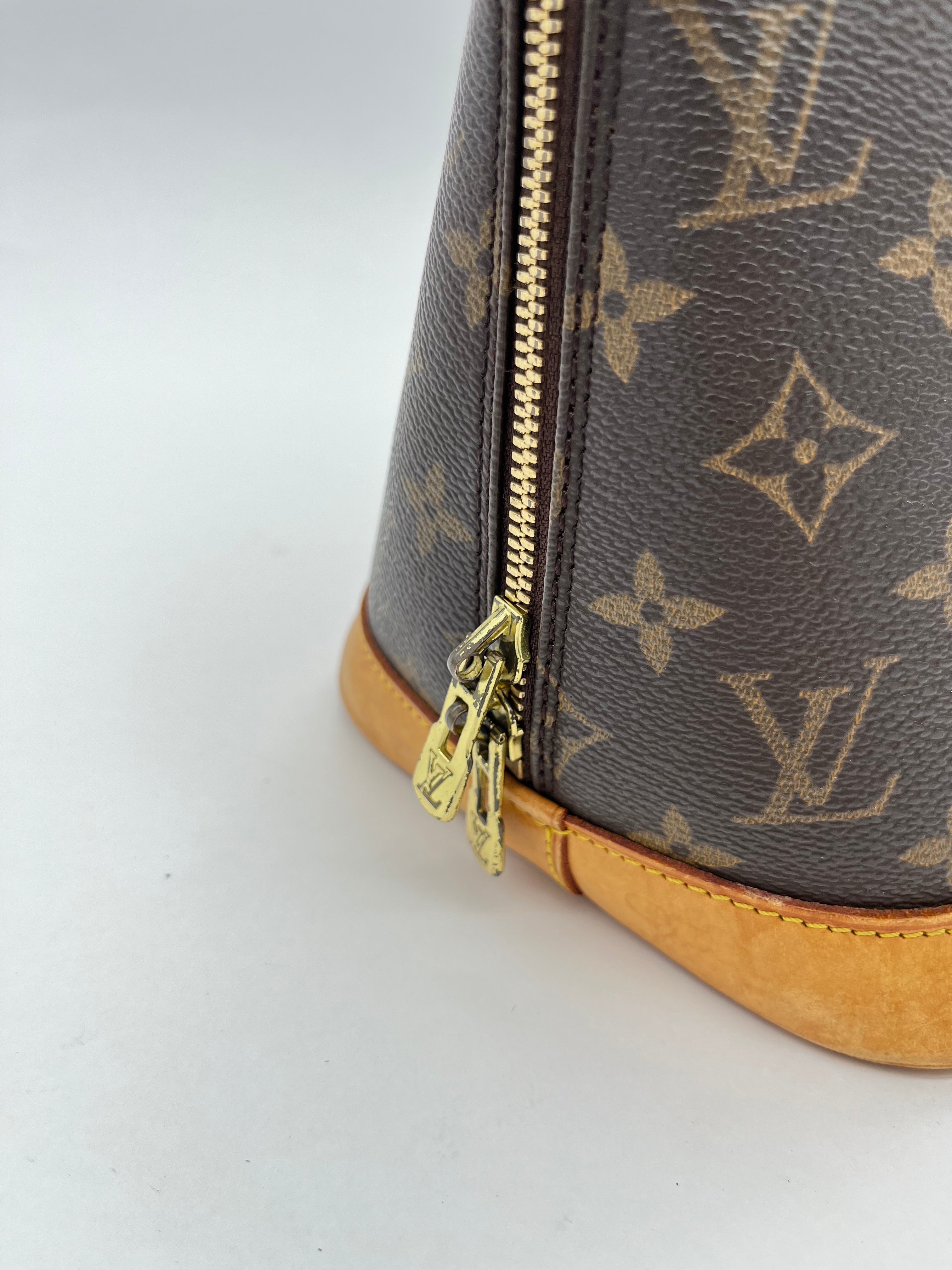 Louis Vuitton Alma PM