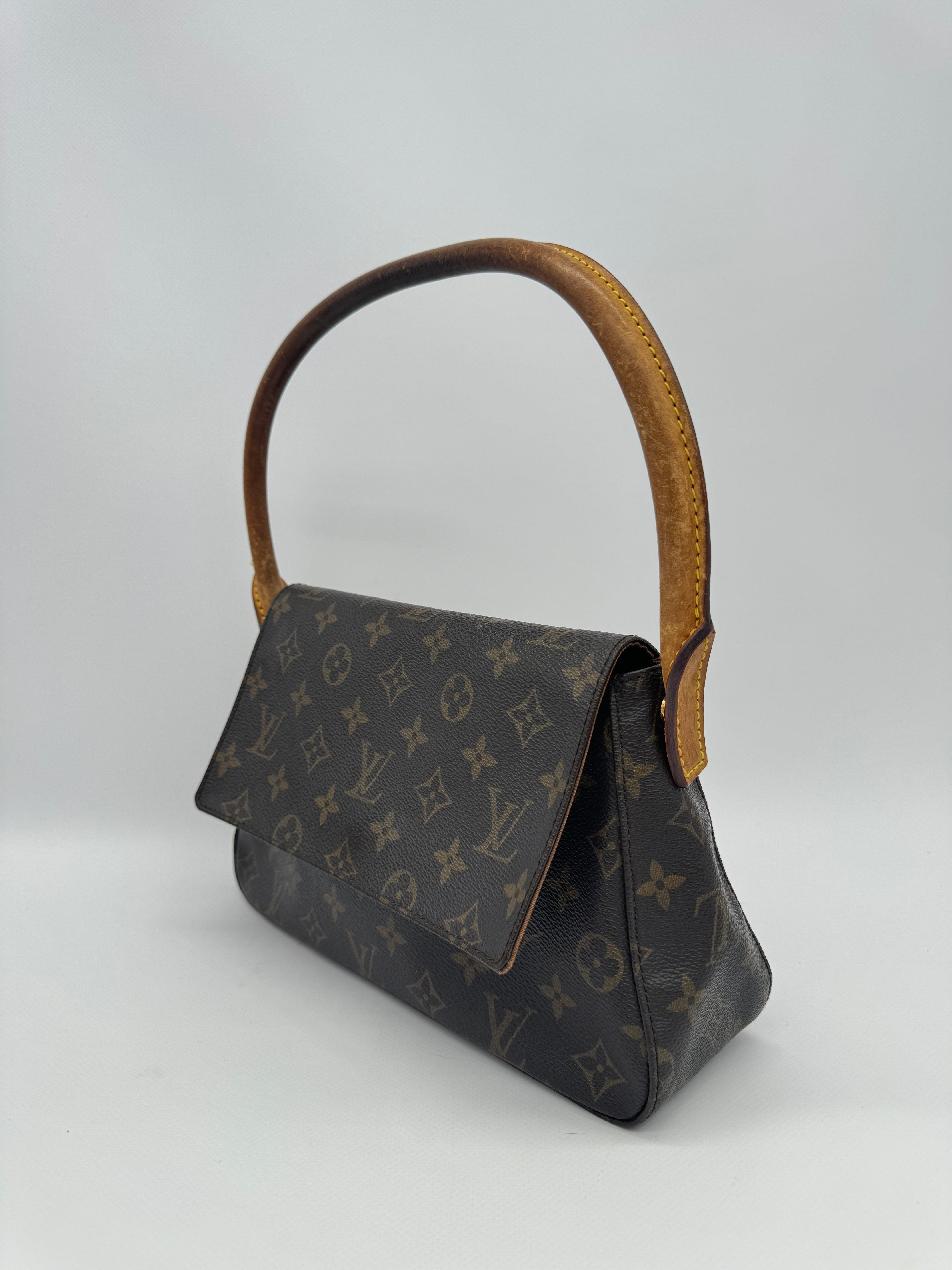 Louis Vuitton Mini Looping