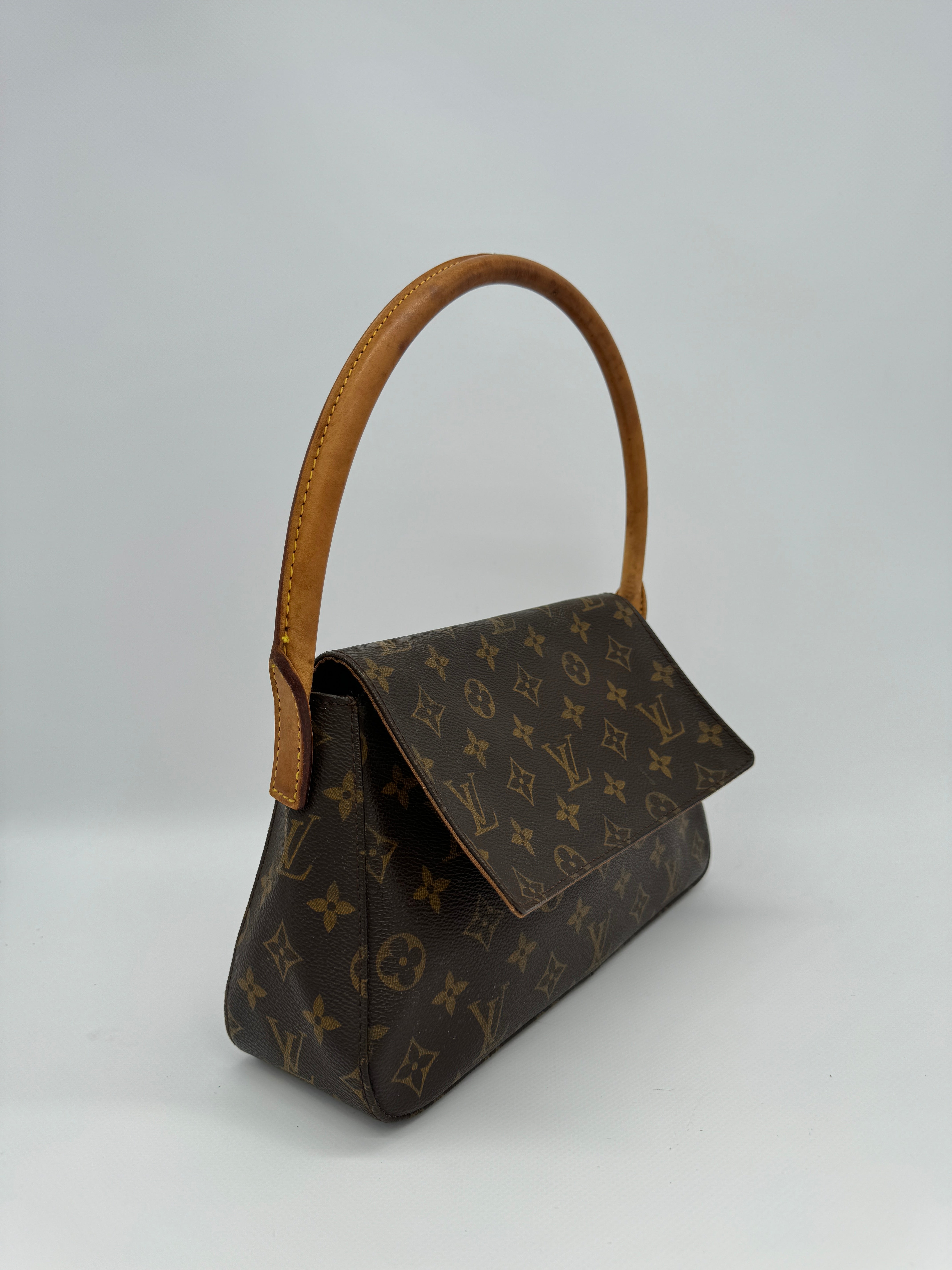 Louis Vuitton Mini Looping