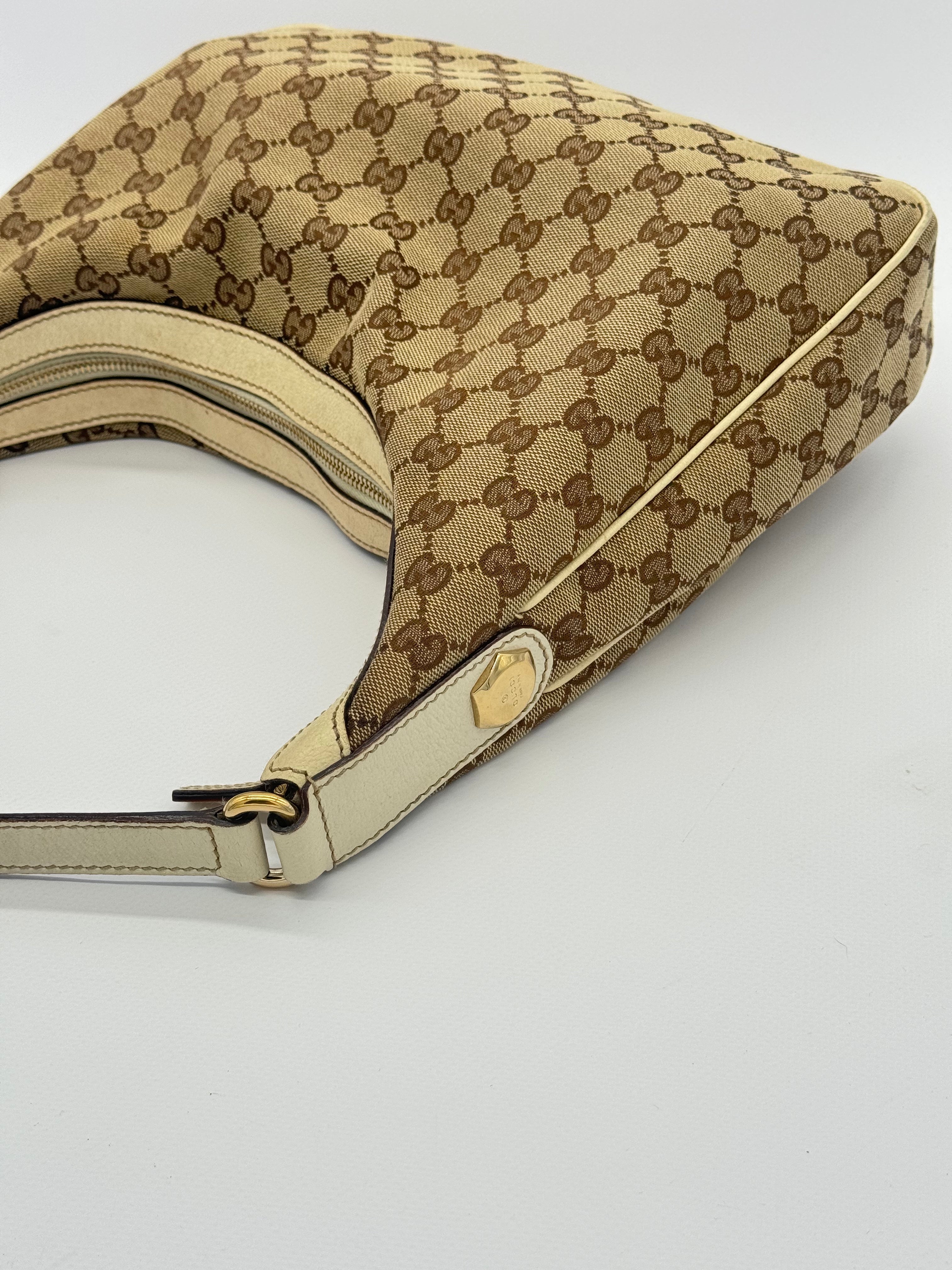 Gucci Charmy Hobo