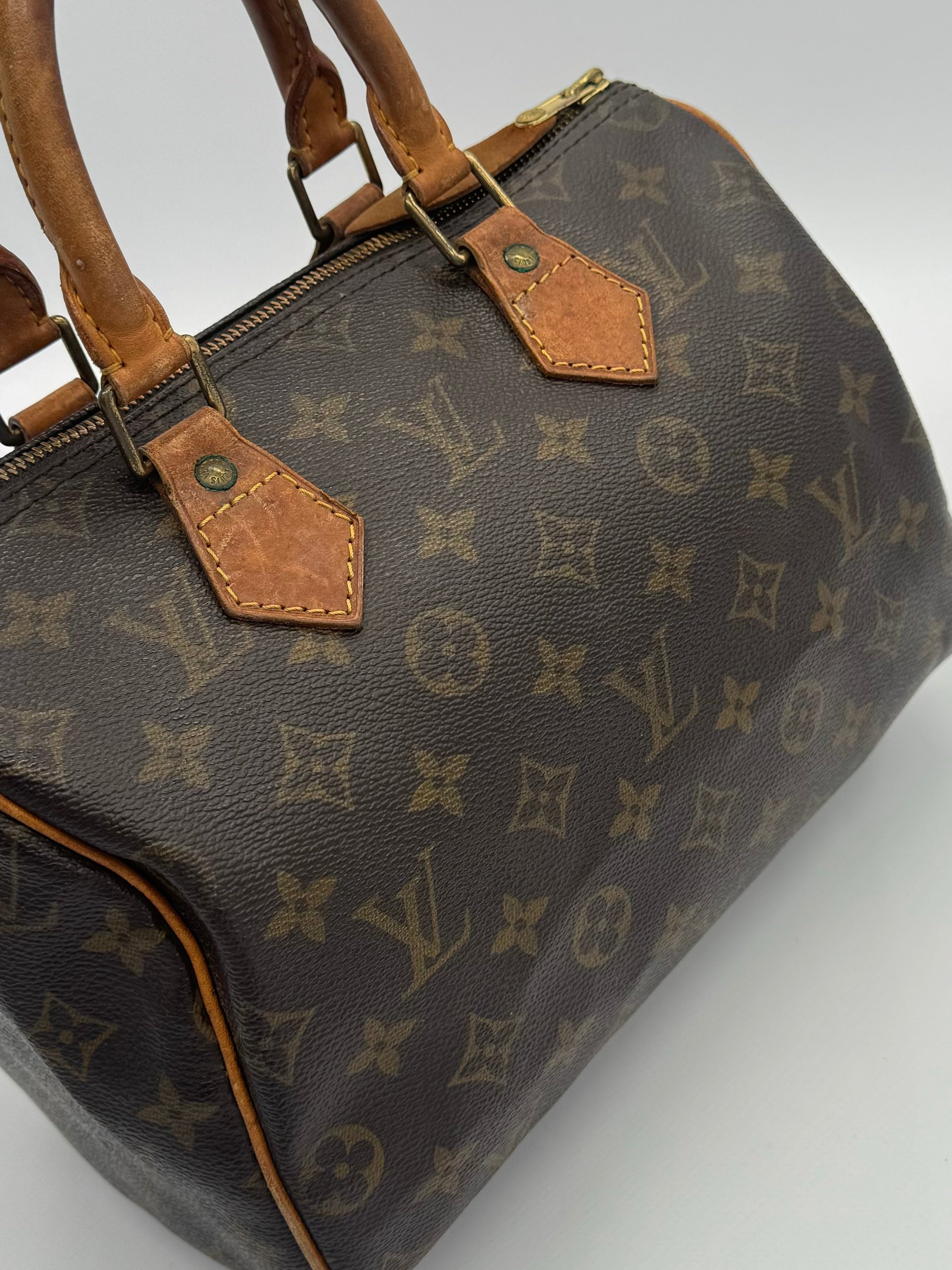 Louis Vuitton Speedy 25